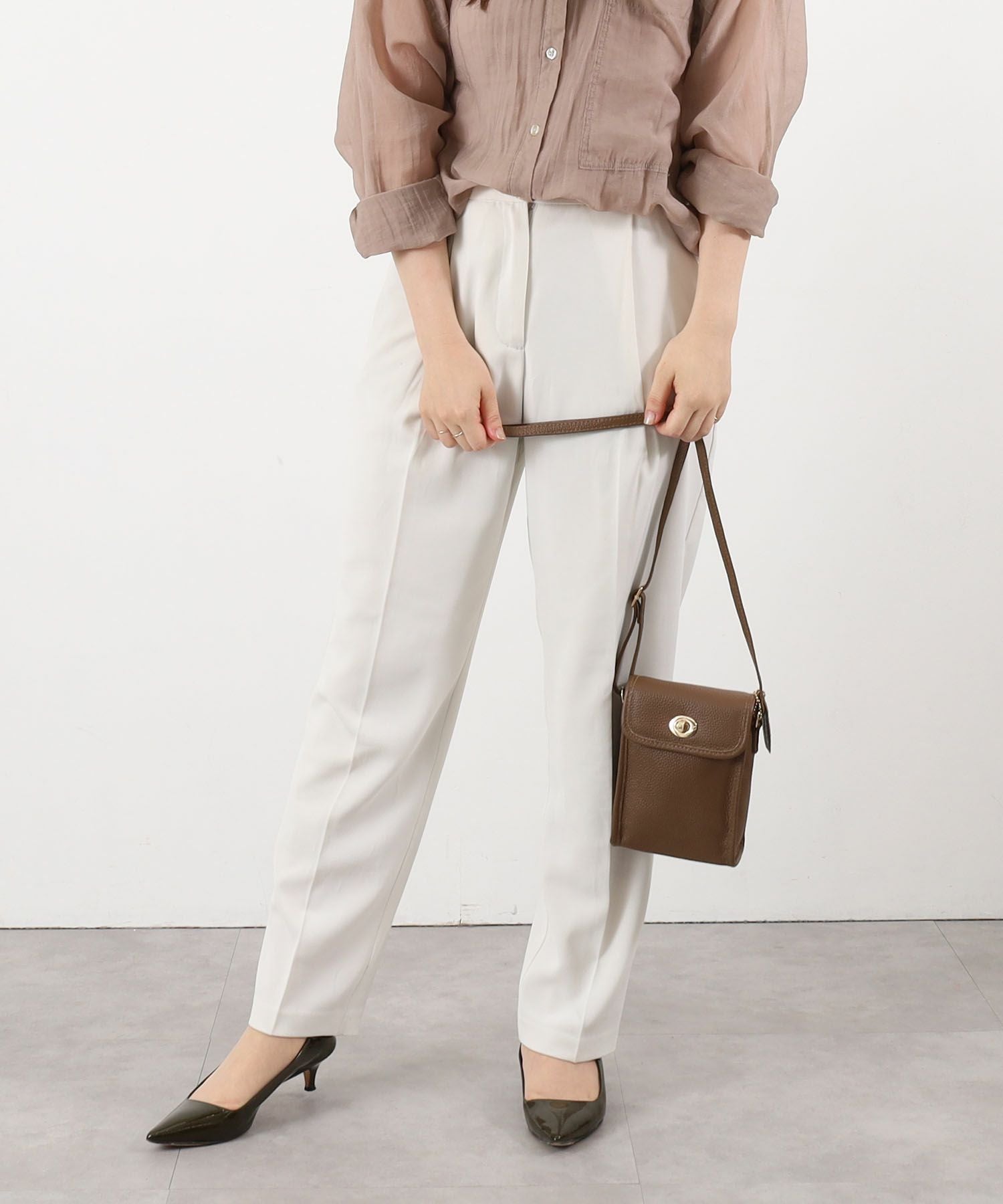 OUTLET SALE】COOCO クーコ 【本革ヒネリ金具縦型ショルダーバッグ