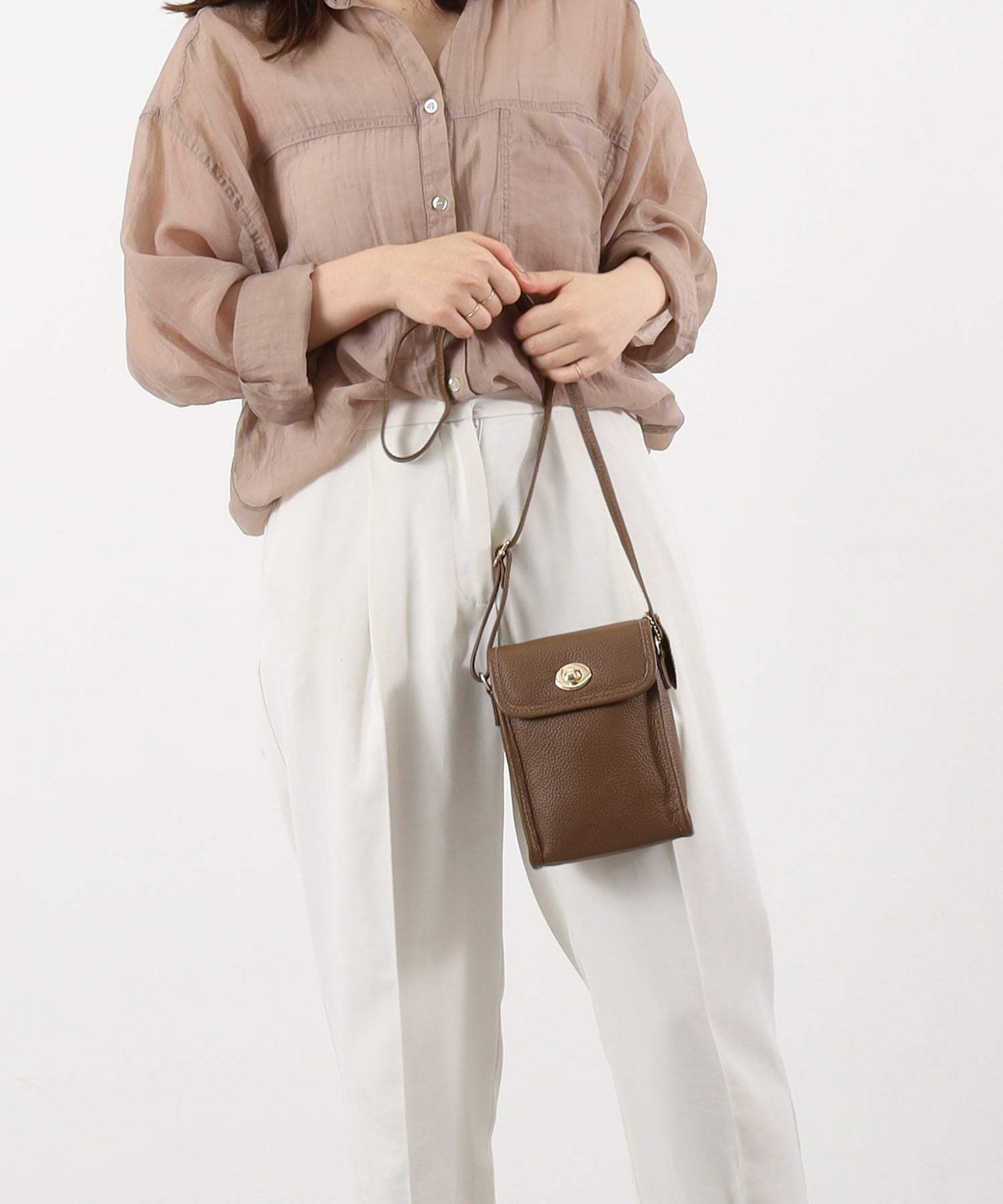 OUTLET SALE】COOCO クーコ 【本革ヒネリ金具縦型ショルダーバッグ