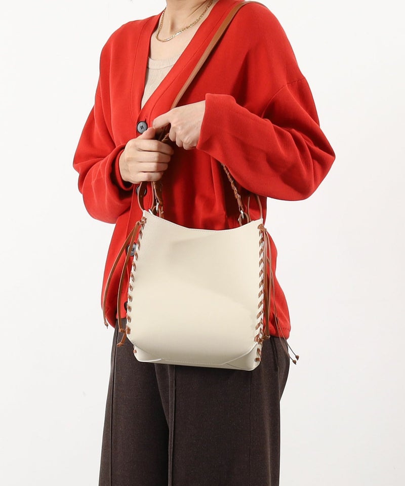 モデル168cm　アイボリー