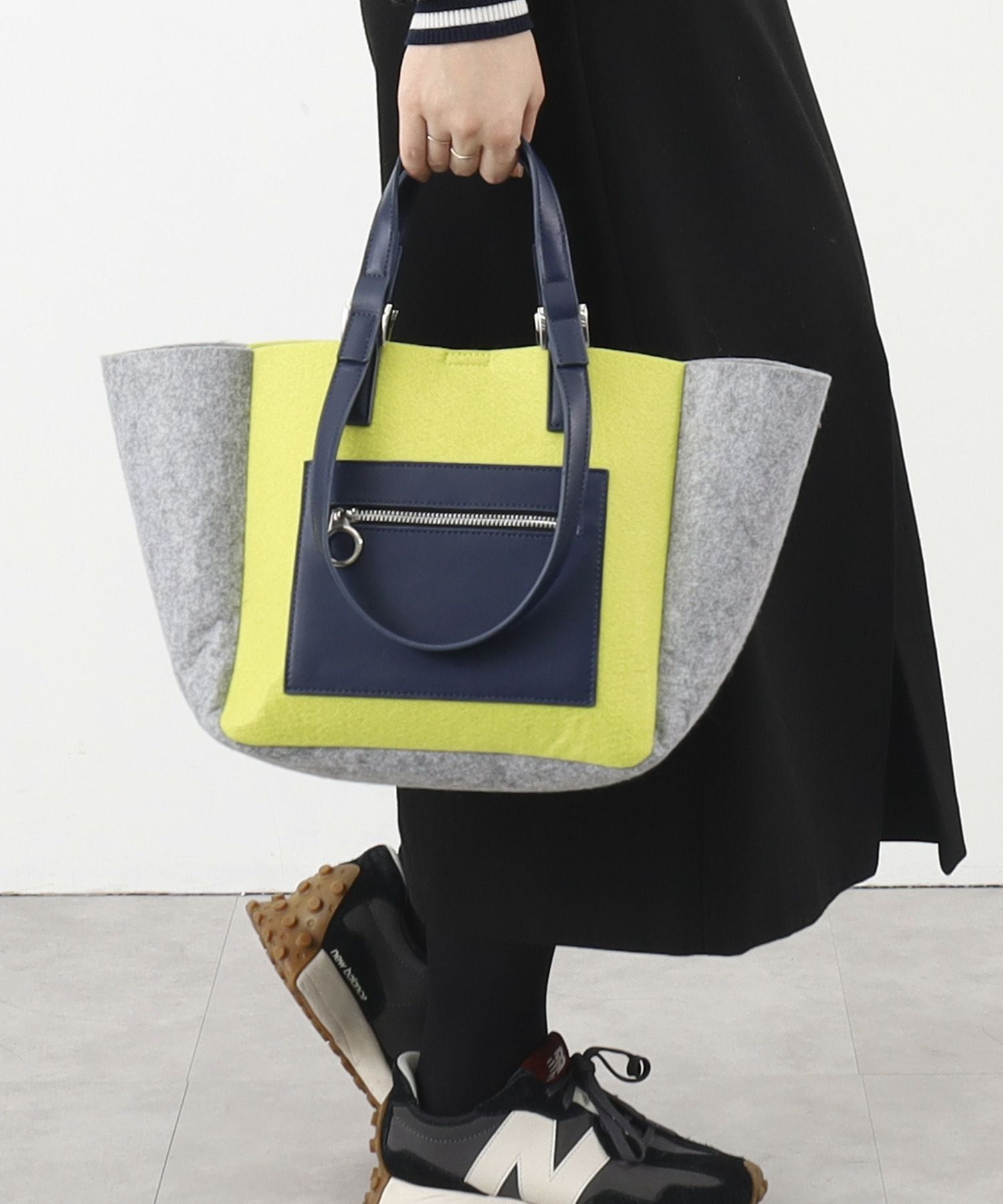 OUTLET SALE】クーコ COOCO ダブルハンドルフェルトトートバッグ／A4