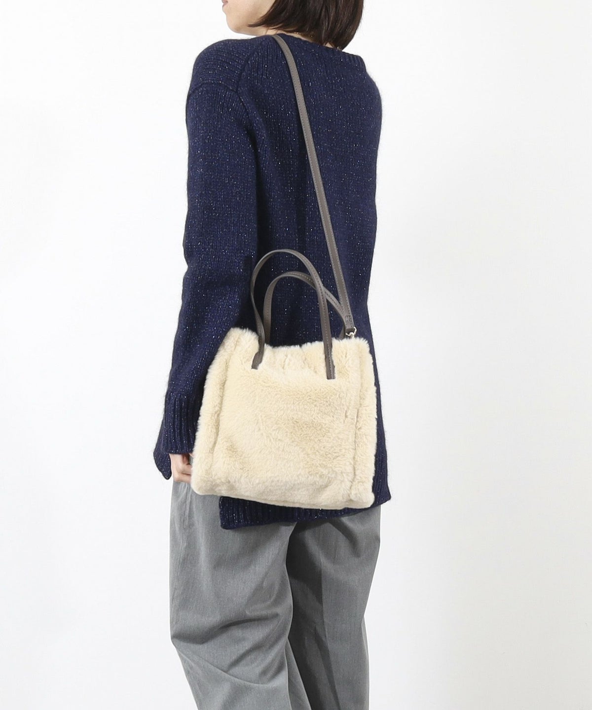 モデル168cm　オフホワイト