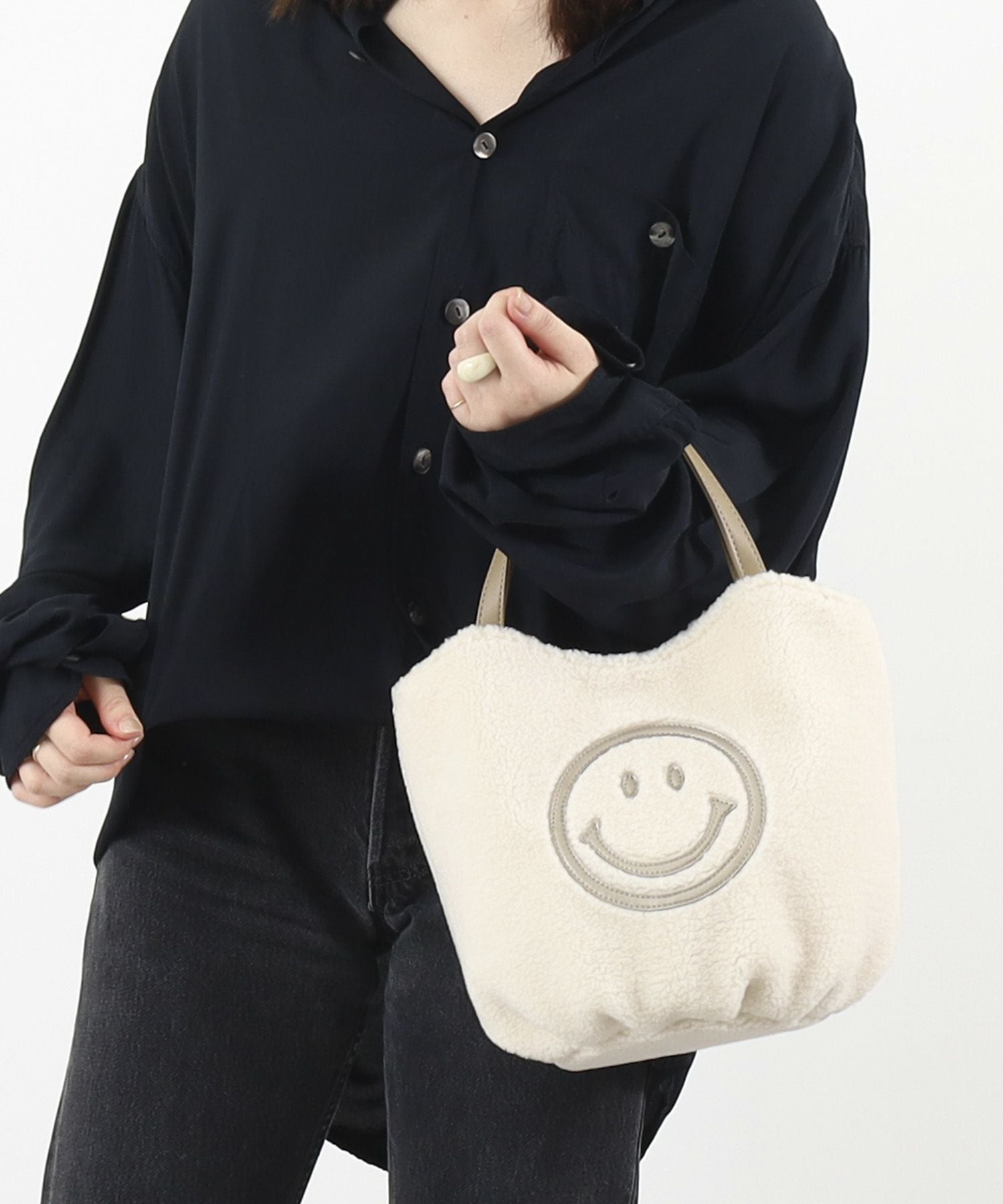 GW SALE】MAX50％OFF クーコ COOCO SMILEY／ボアコロントート