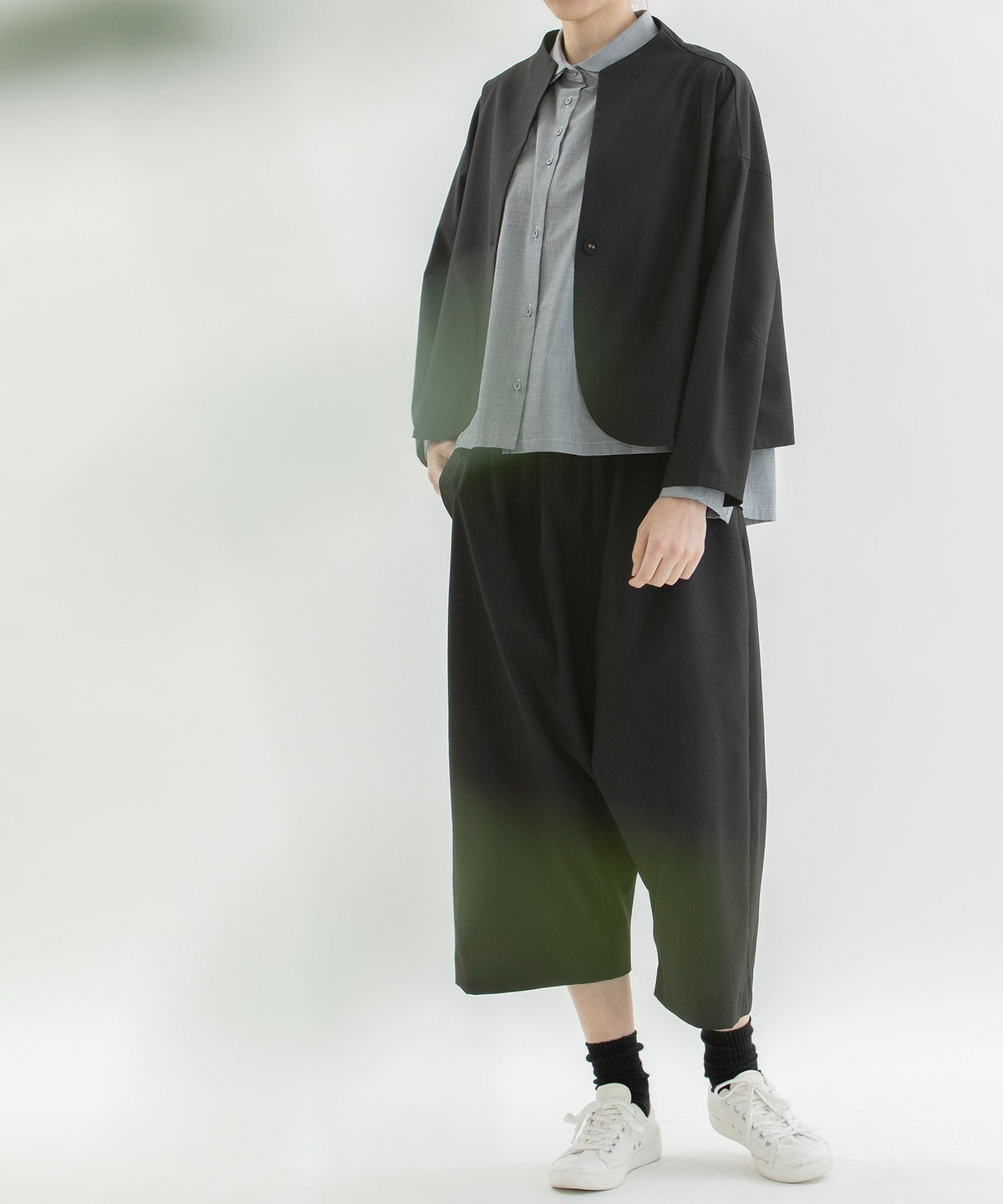 ブラック / モデル身長：170cm