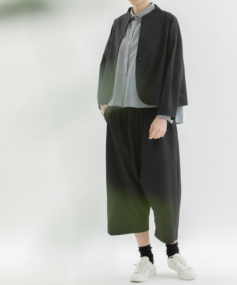 ブラック / モデル身長：170cm