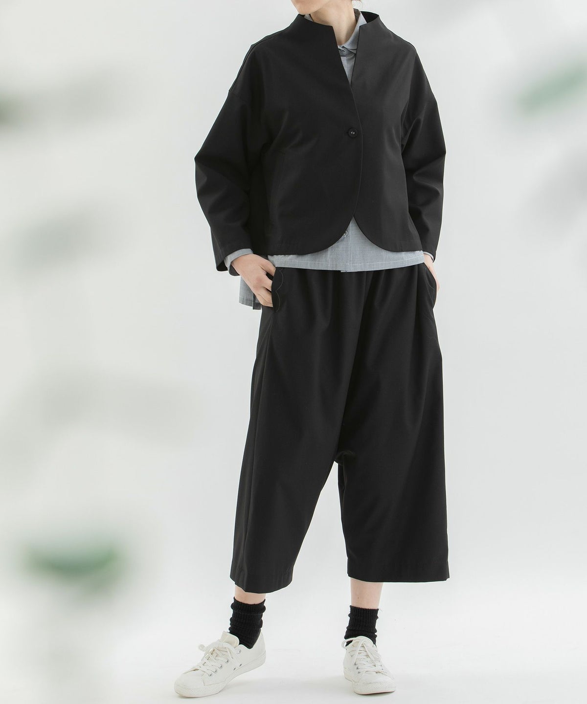 ブラック / モデル身長：170cm