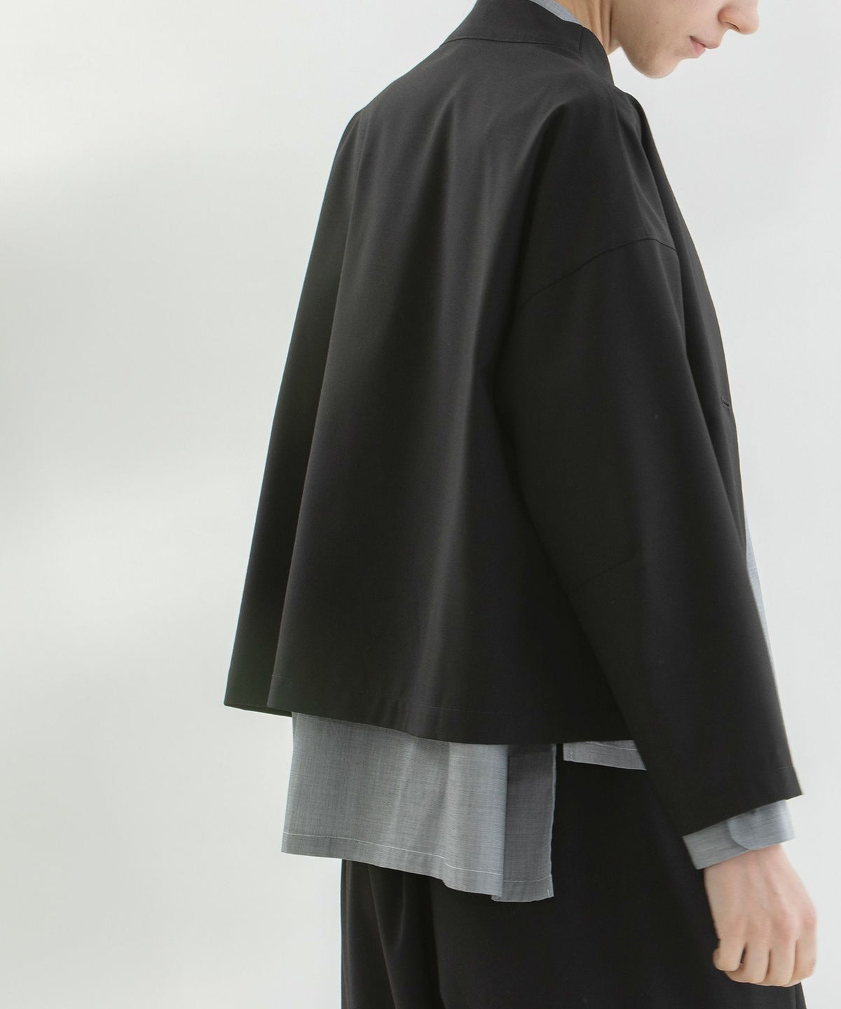 ブラック / モデル身長：170cm