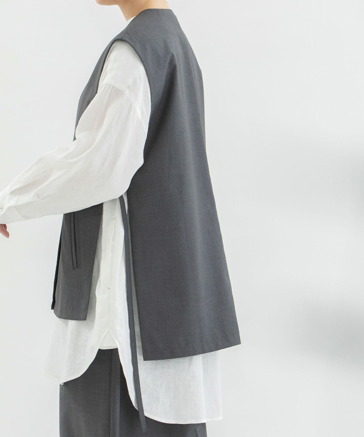 ダークグレー / モデル身長：162cm