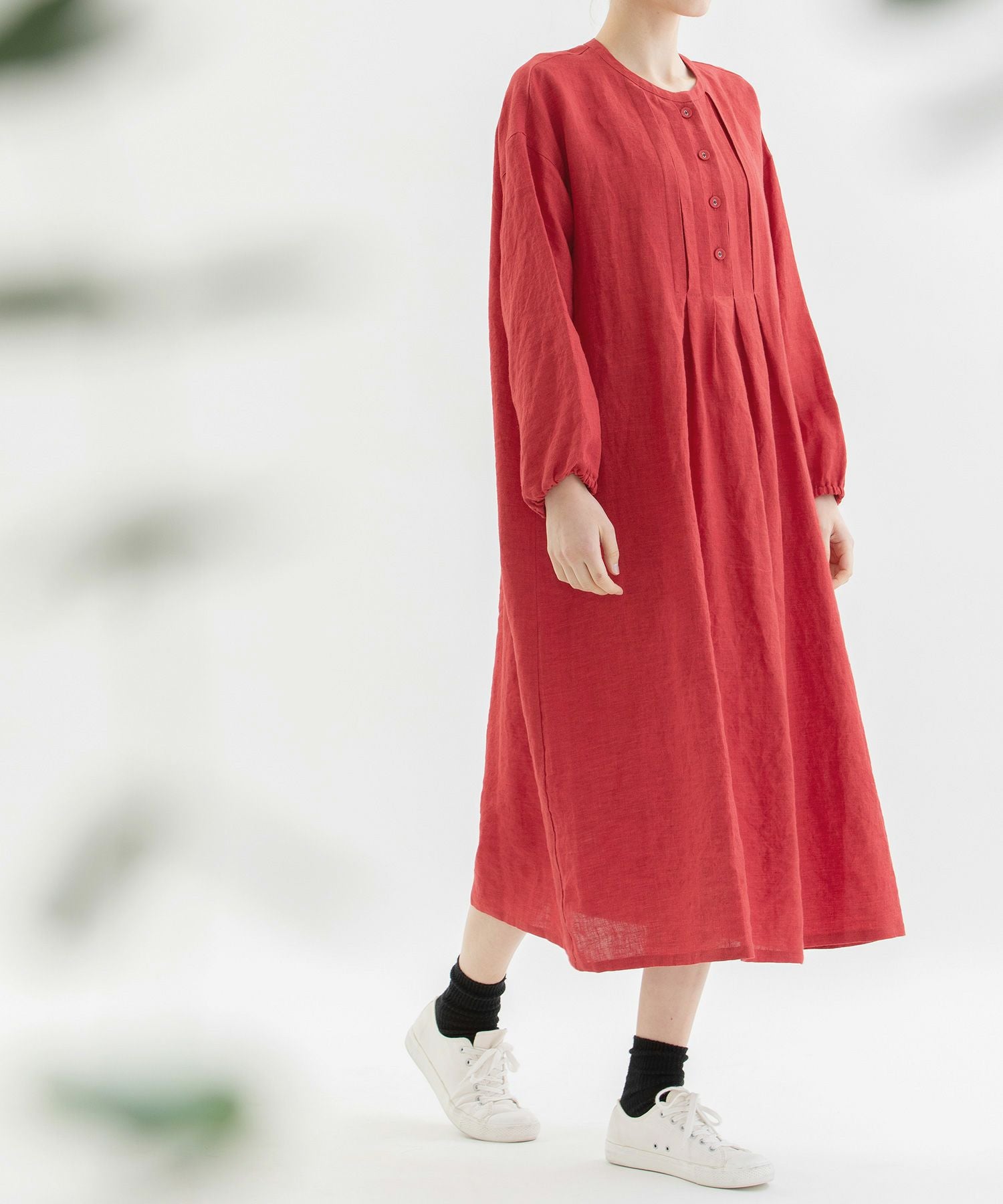 PRE SALE＞ノーカラータックづかいリネンワンピース | COO ONLINE