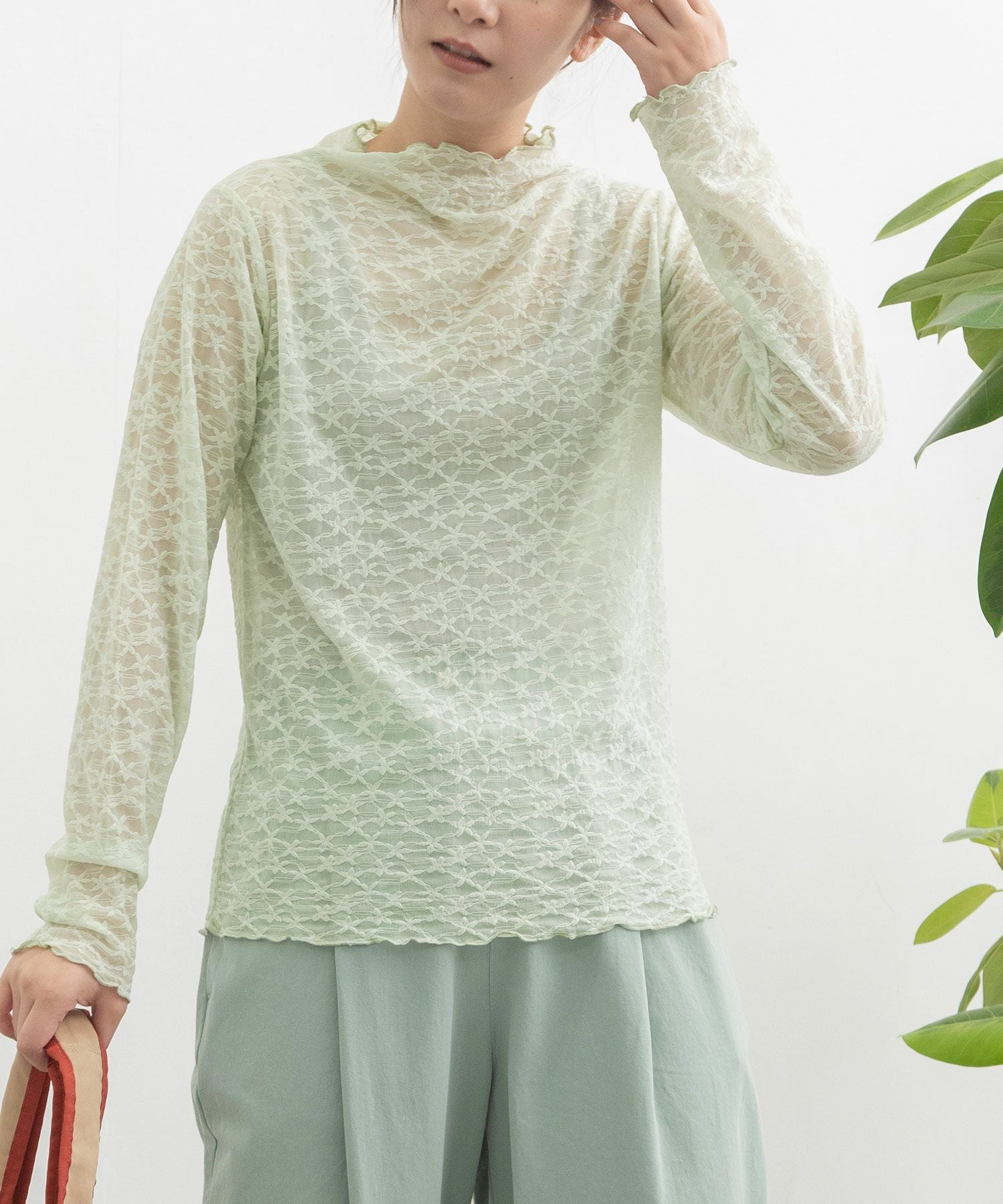 PRE SALE＞花柄シアータートルトップス | COO ONLINE