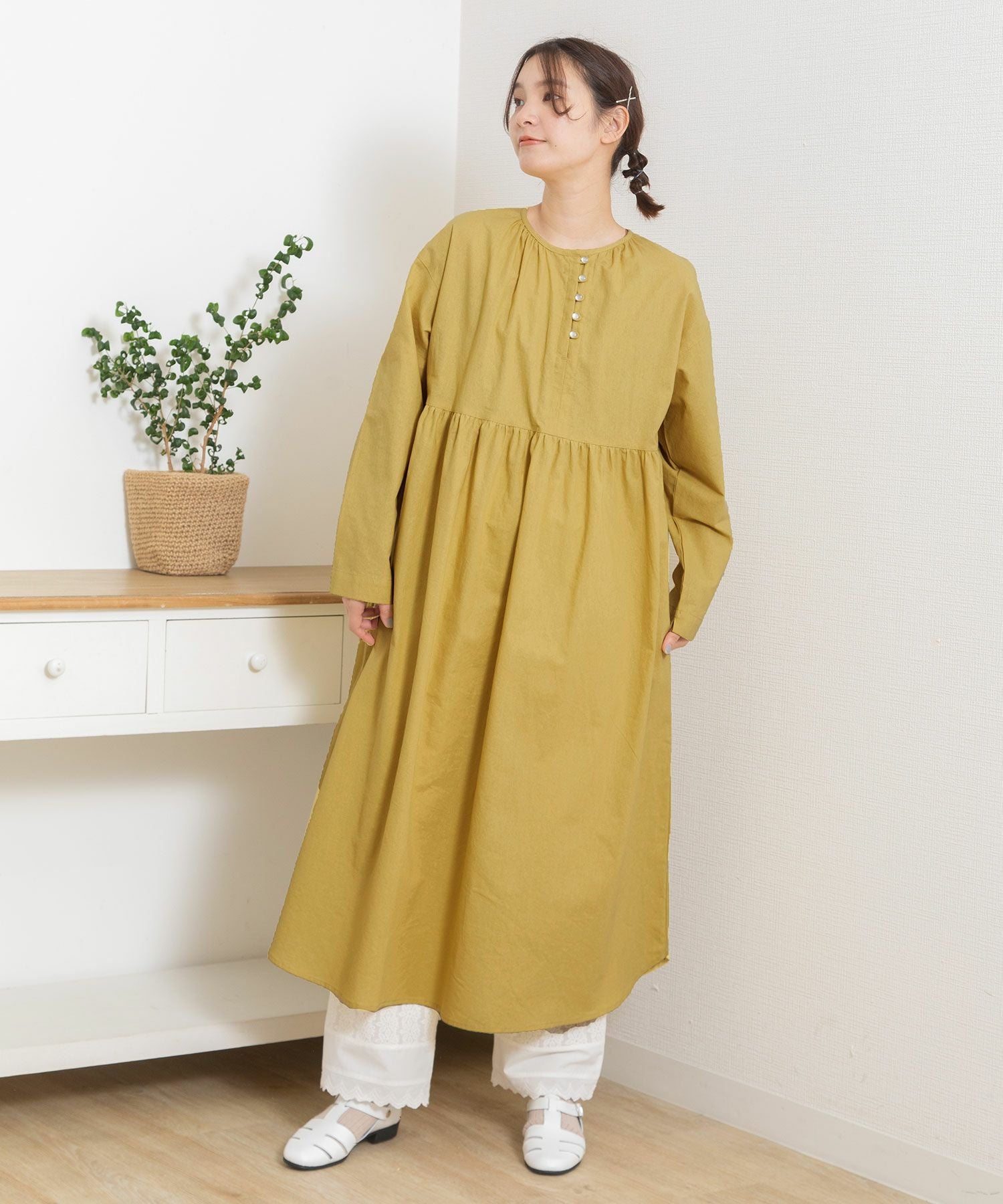 SPECIAL PRICE】並びボタンギャザーワンピース | COO ONLINE