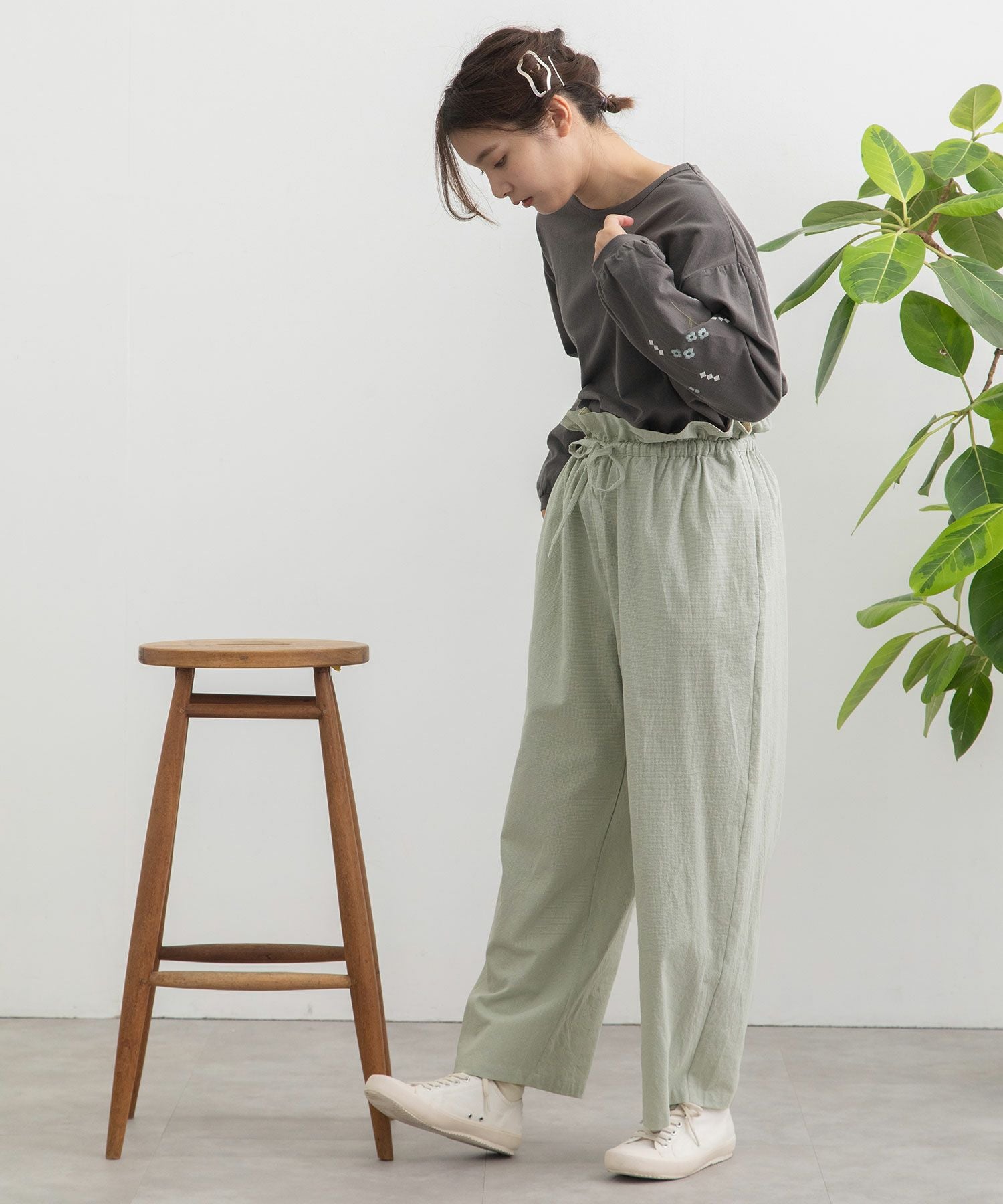 SUMMER SALE】フリルウエストサス付きパンツ | COO ONLINE