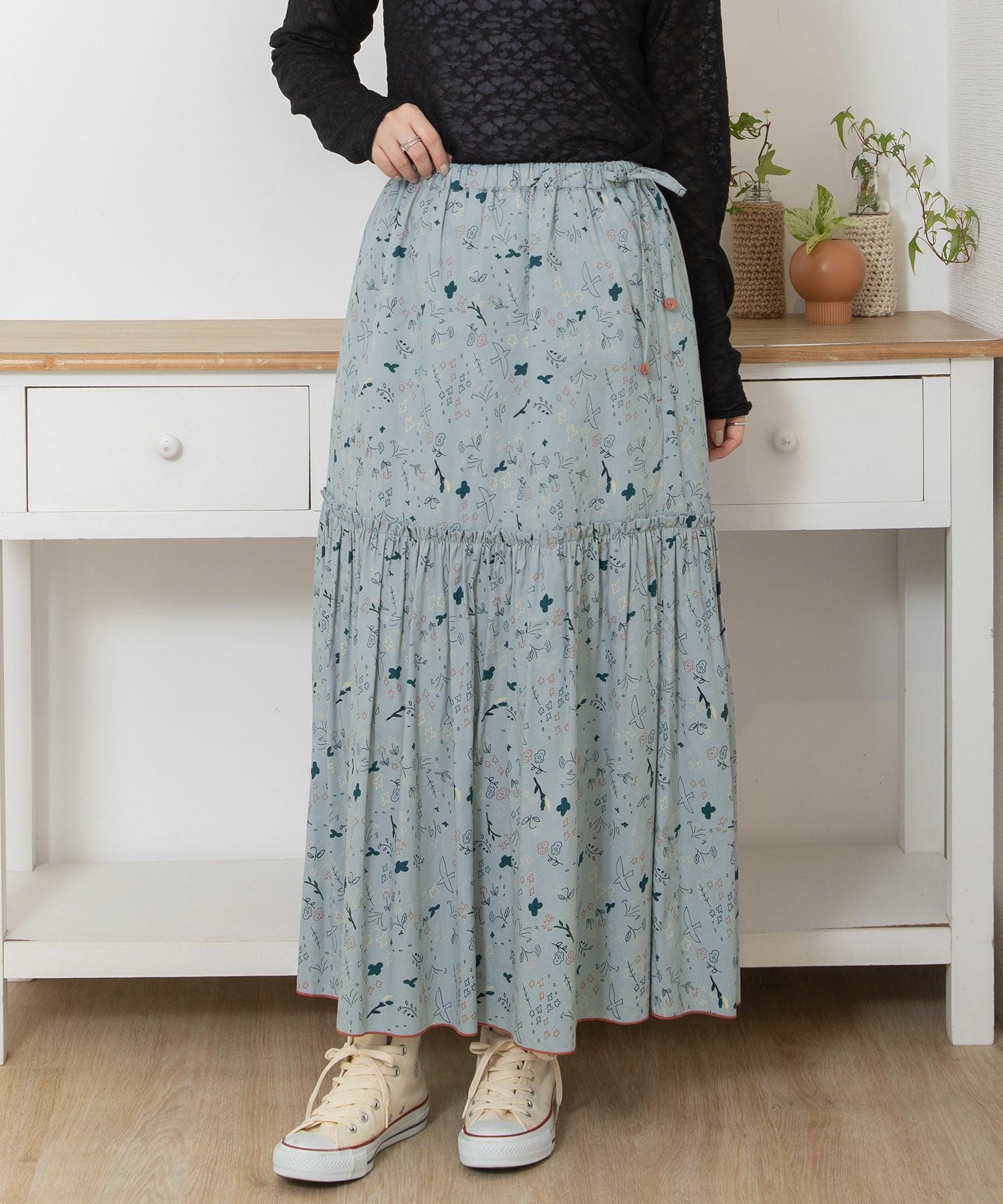 LIMITED PRICE＞ボタニカル線画プリントギャザースカート | COO ONLINE