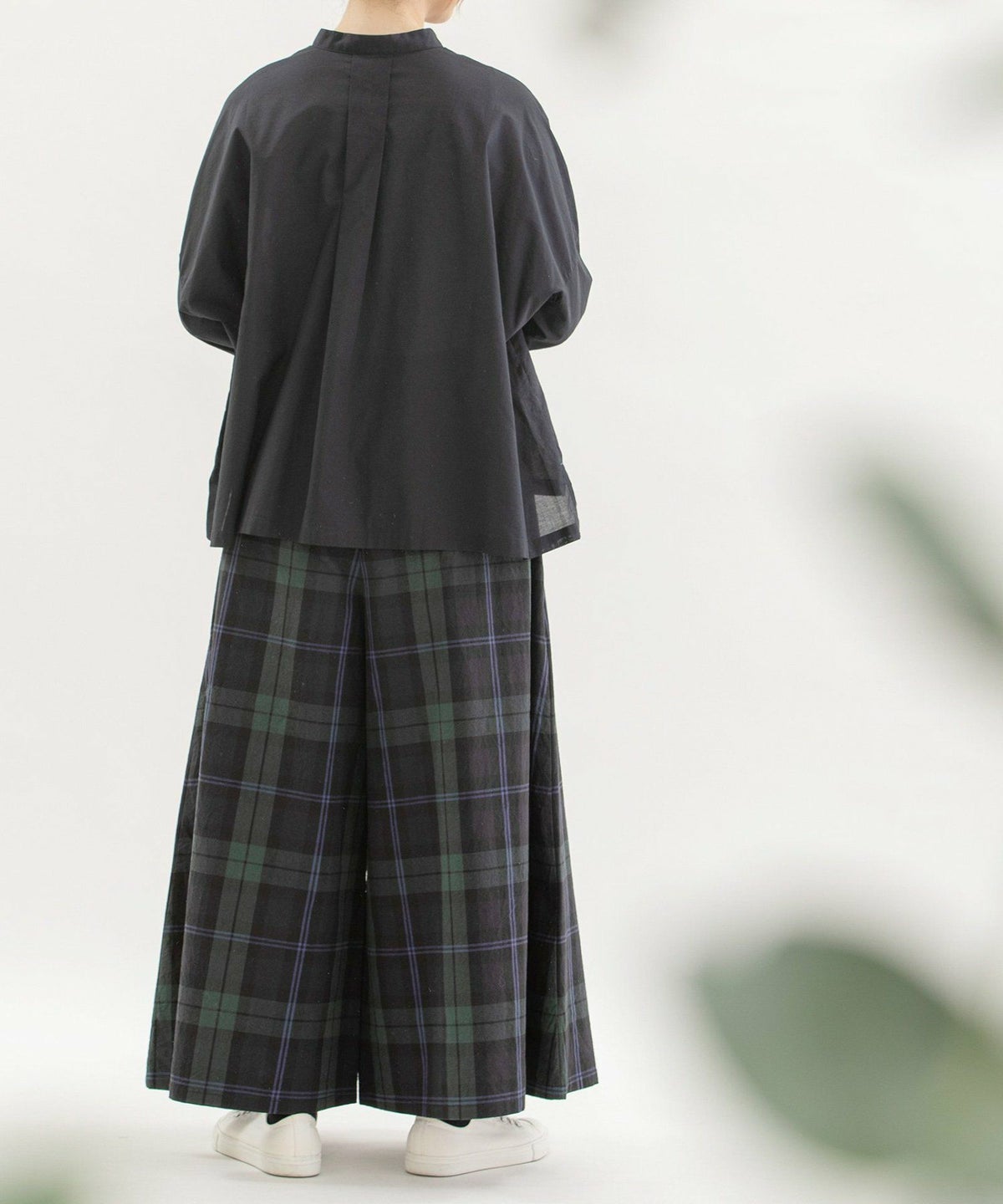 モデル身長：162cm（ブラック）