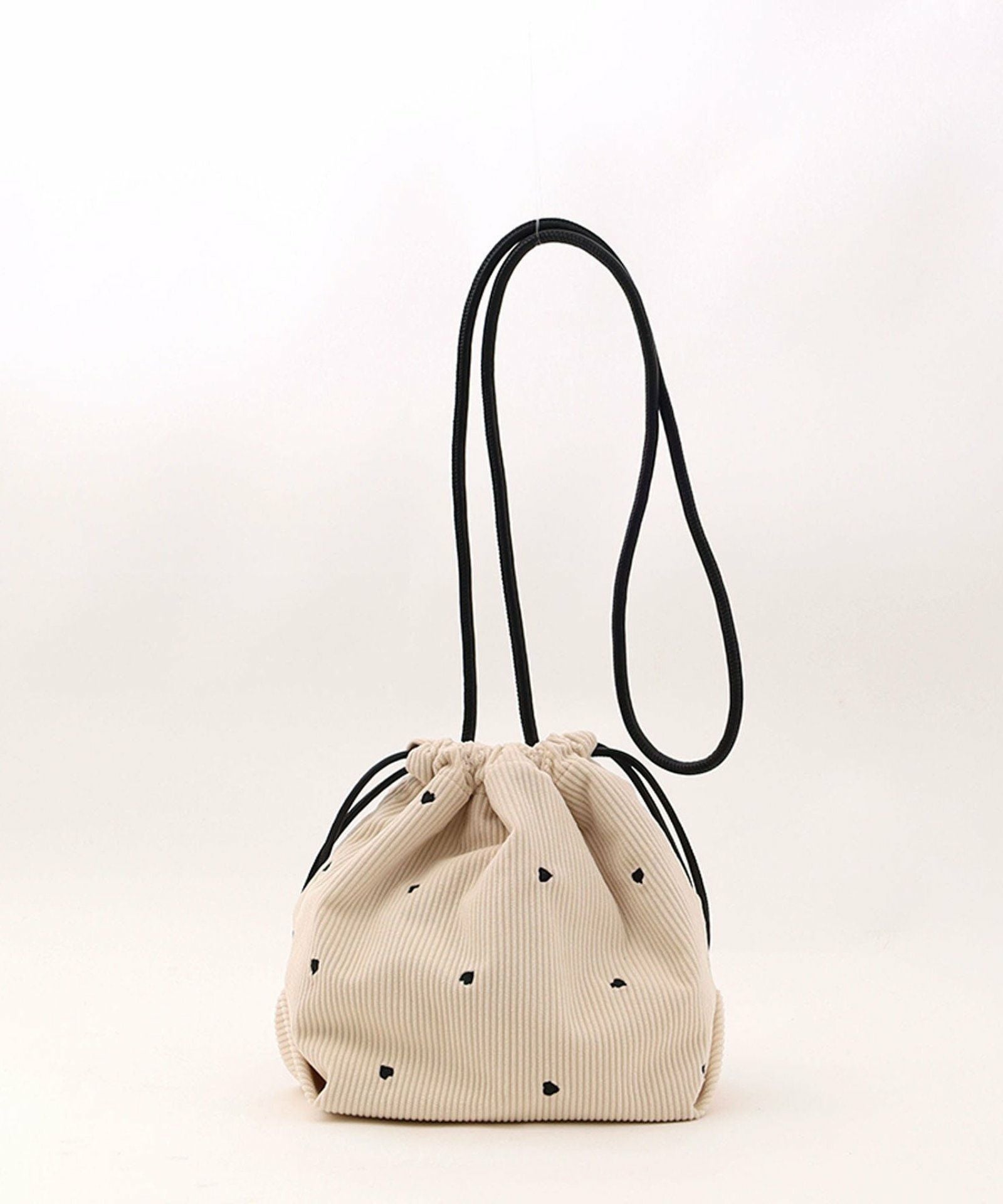 OUTLET SALE】COOCO クーコ 【ハート刺繍コーデュロイ巾着バッグ