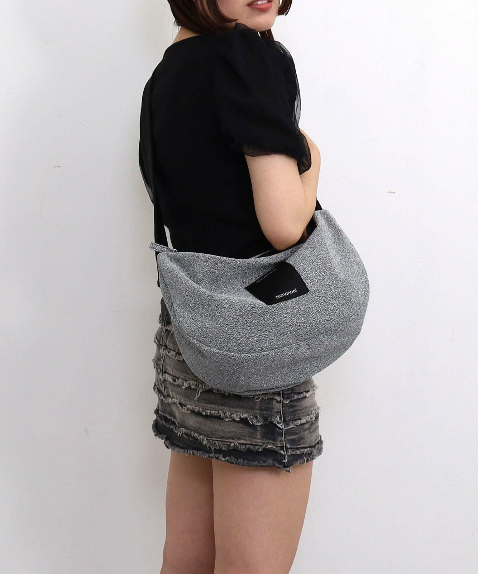 GW SALE】MAX50％OFF nellie メタリックムーン型ショルダー