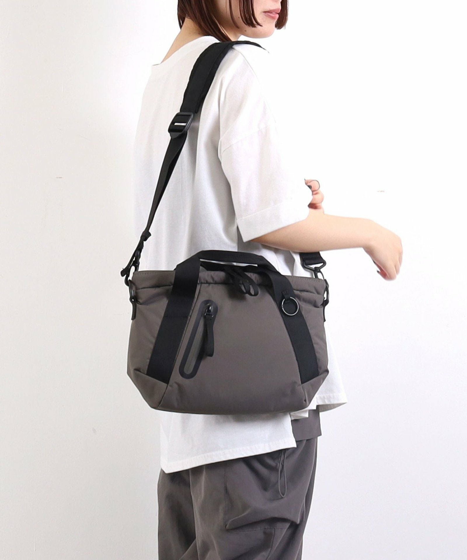 ☆SUMMER SALE☆【OUTLET SALE】 圧着ファスナー2WAYショルダー