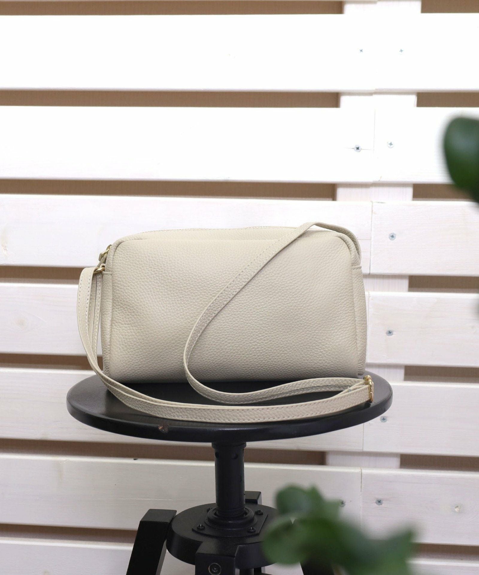 cooco シュリンクレザー横型BOXショルダーバッグ cooco シュリンクレザー横型BOXショルダーバッグ : マルイ(丸井)Yahoo