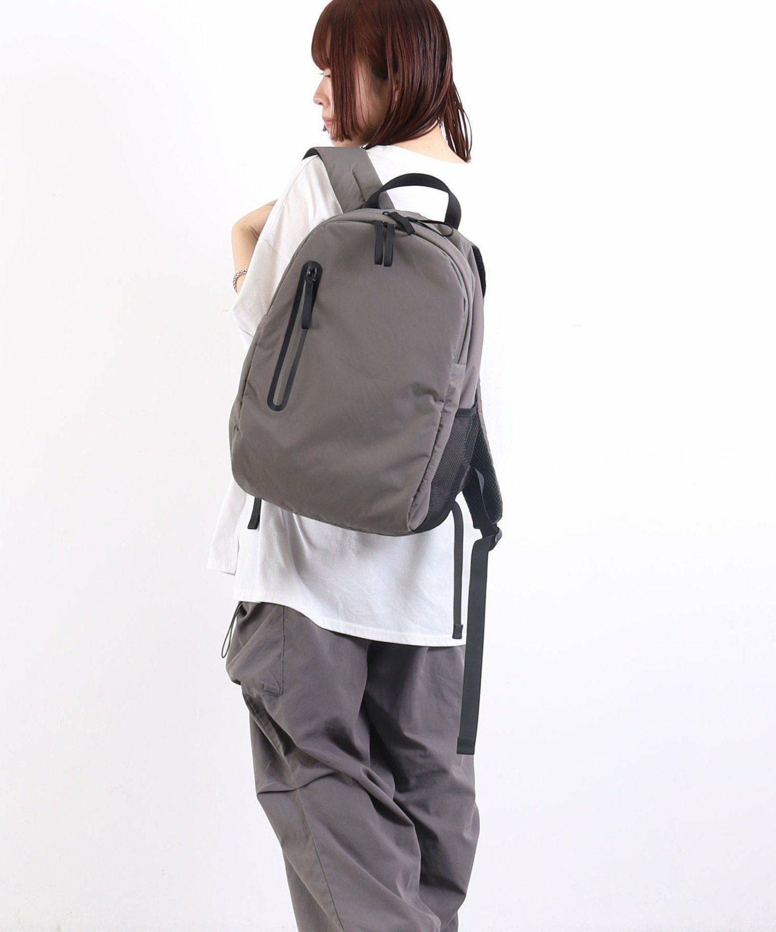 OUTLET SALE】 圧着ファスナー多機能バックパック／A4対応 | COO ONLINE
