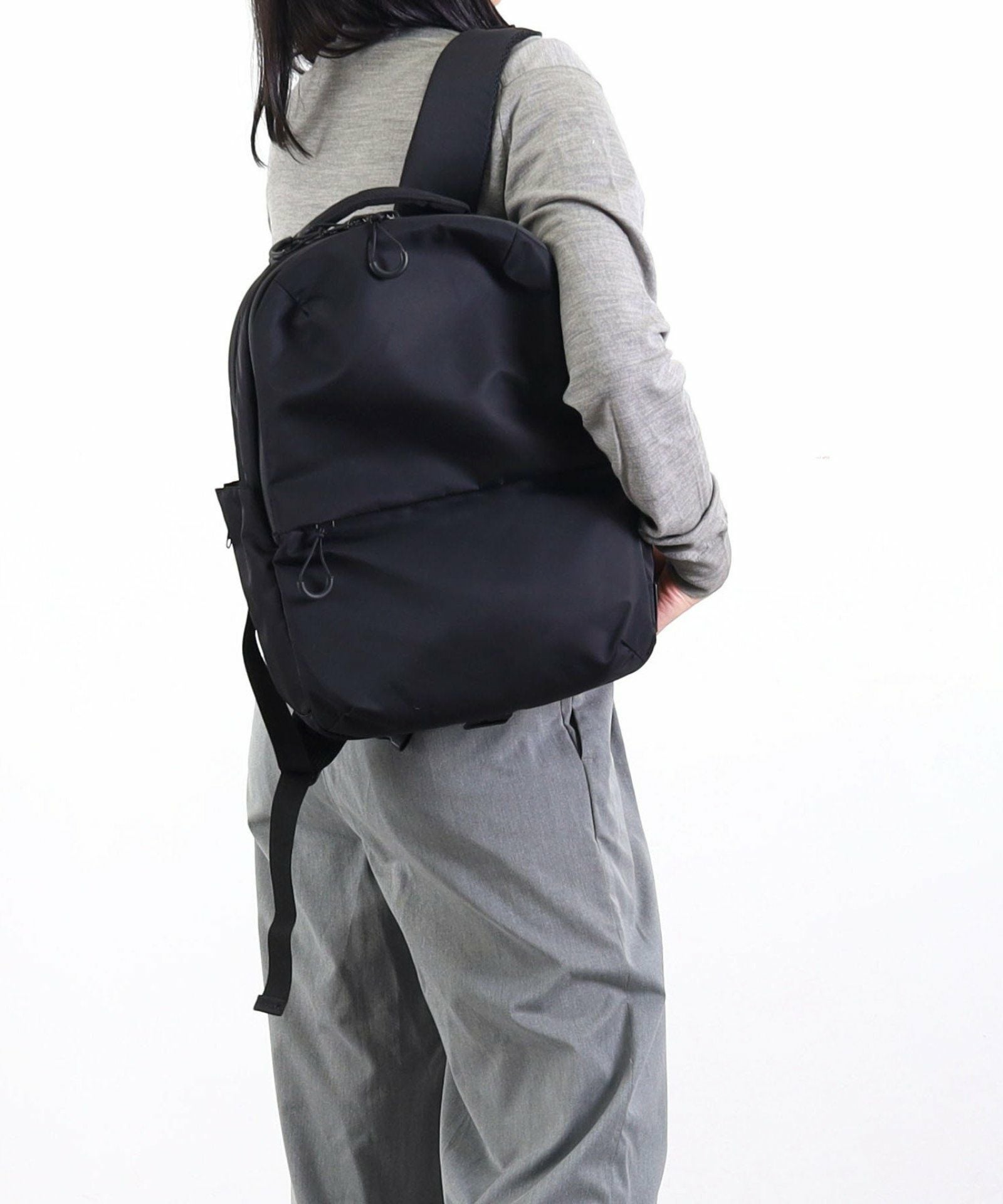 OUTLET SALE】 圧着ファスナー多機能バックパック／A4対応 | COO ONLINE