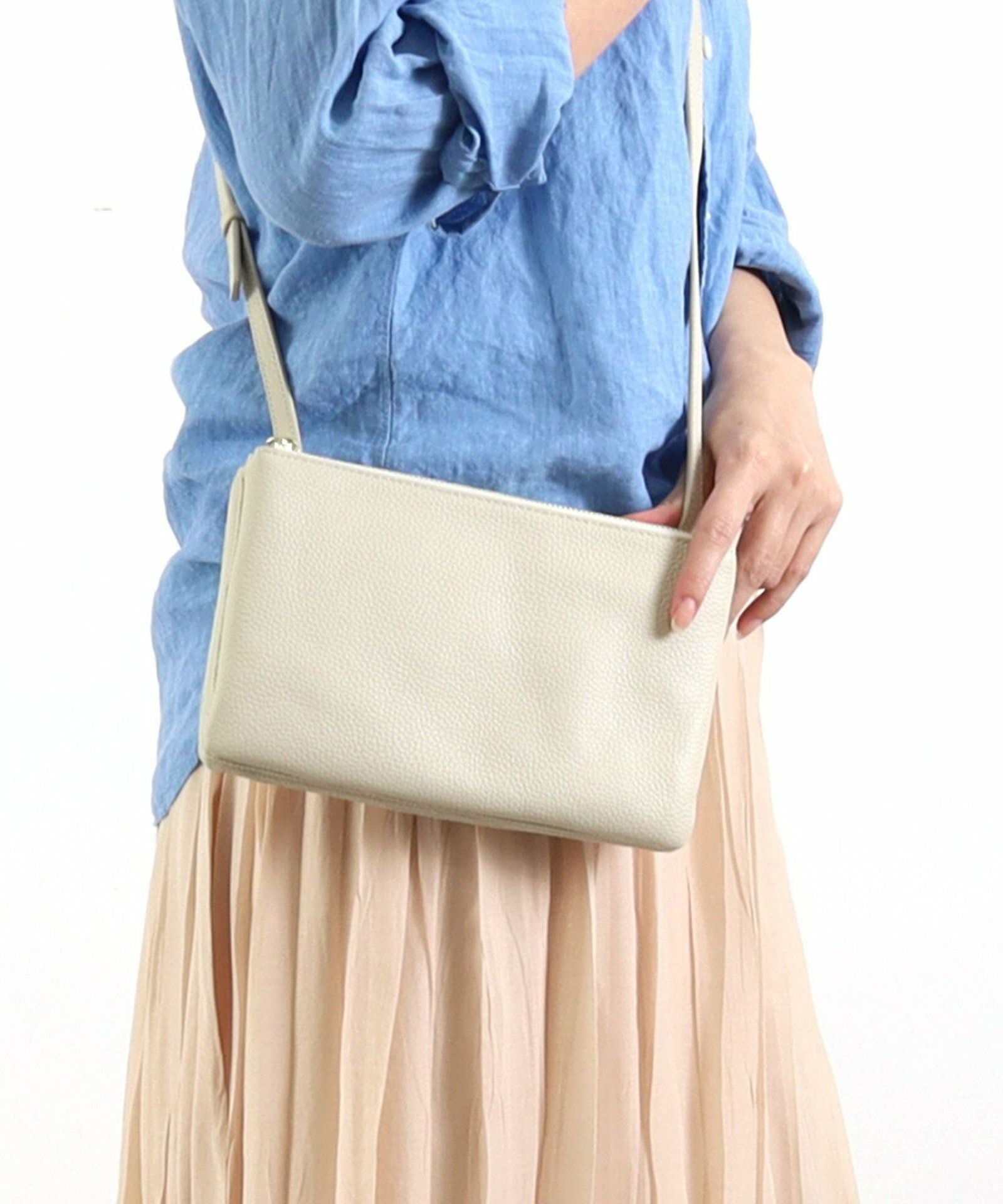 期間限定SALE BASIC AITEM 10%OFF】 シュリンクレザー2連ショルダー