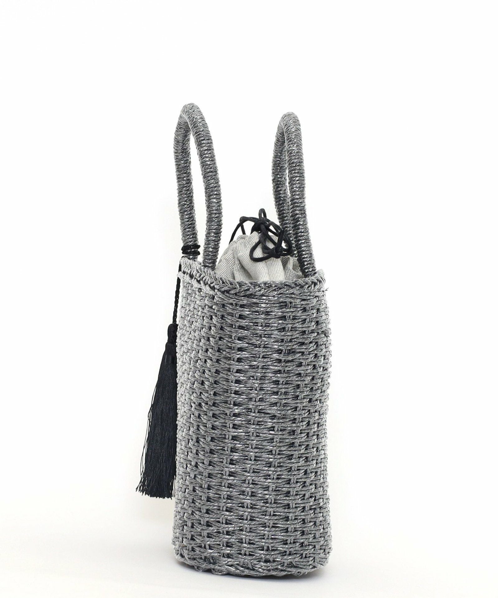 OUTLET SALE】 タッセル付メタリックフィルムカゴバッグ | COO ONLINE