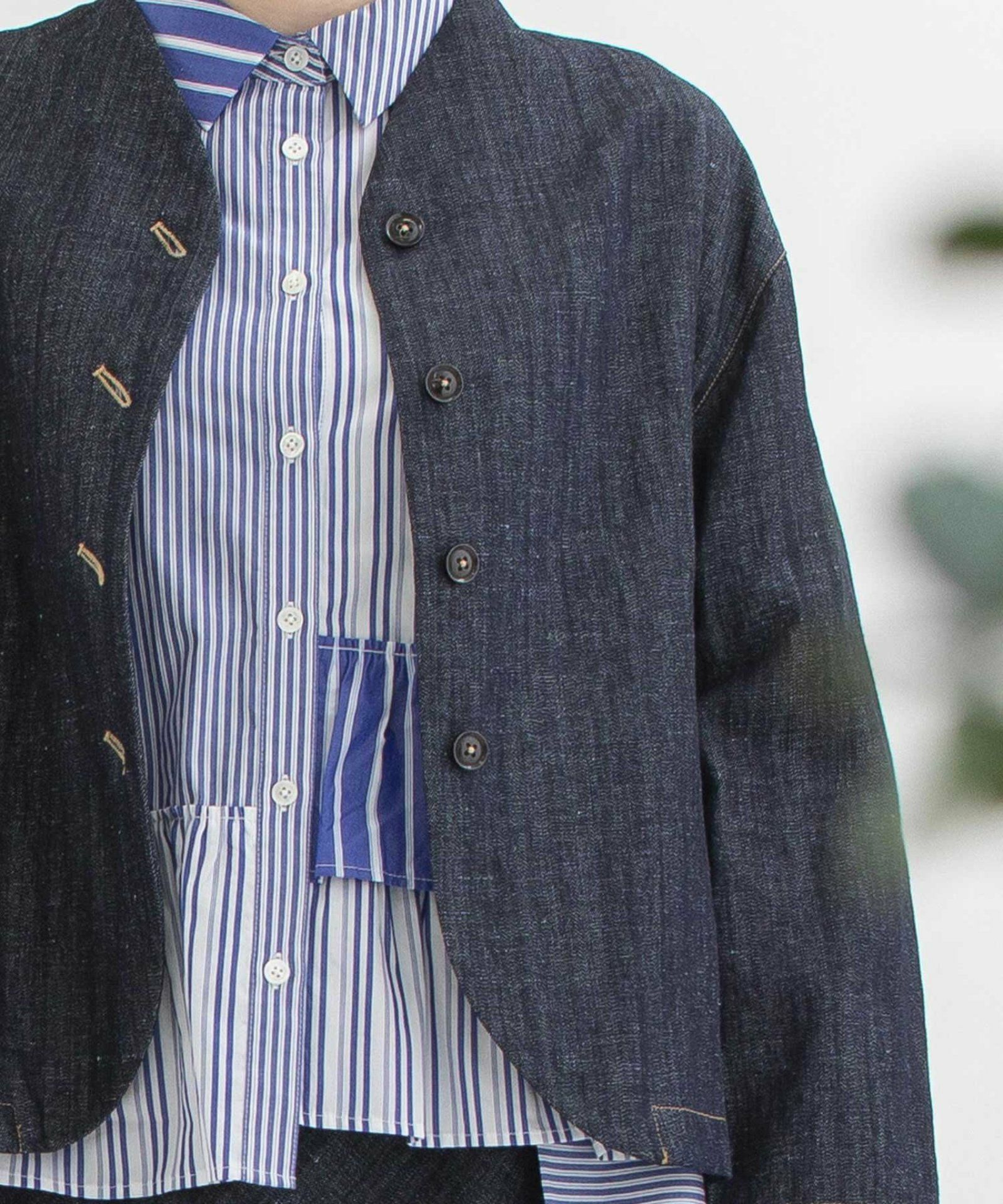 SPECIAL PRICE】コットンリネンエルボーロゴ刺繍ノーカラージャケット