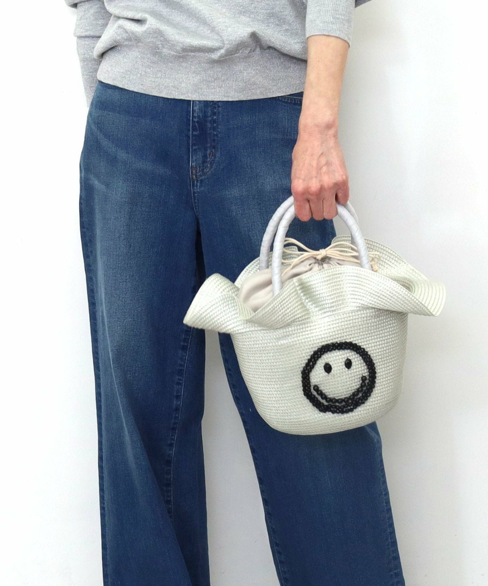 OUTLET SALE】 SMILEY ビーズ刺繍フリルブレードカゴバッグ