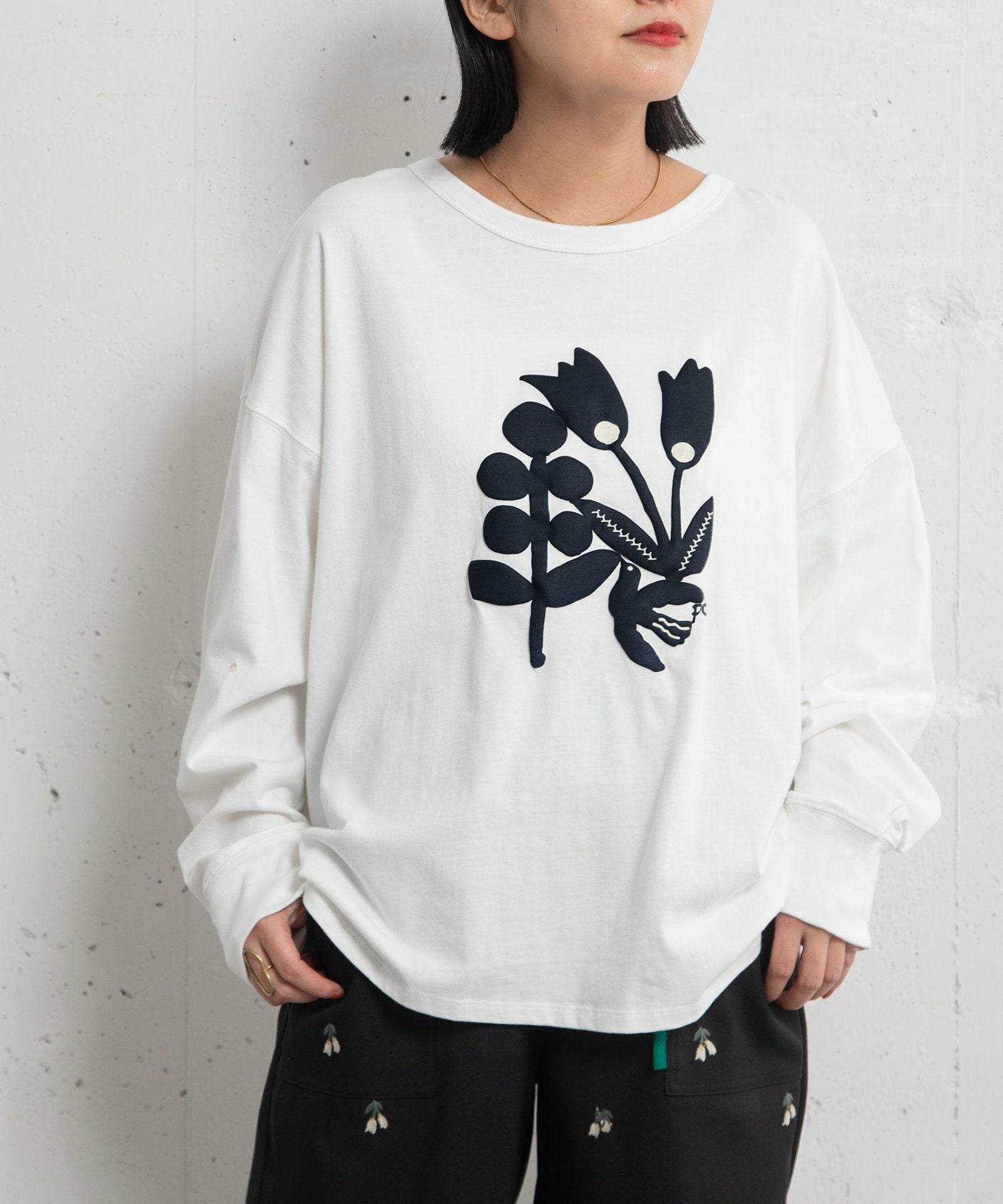 SPECIAL PRICE】発泡プリントボタニカルイラストトップス | COO ONLINE