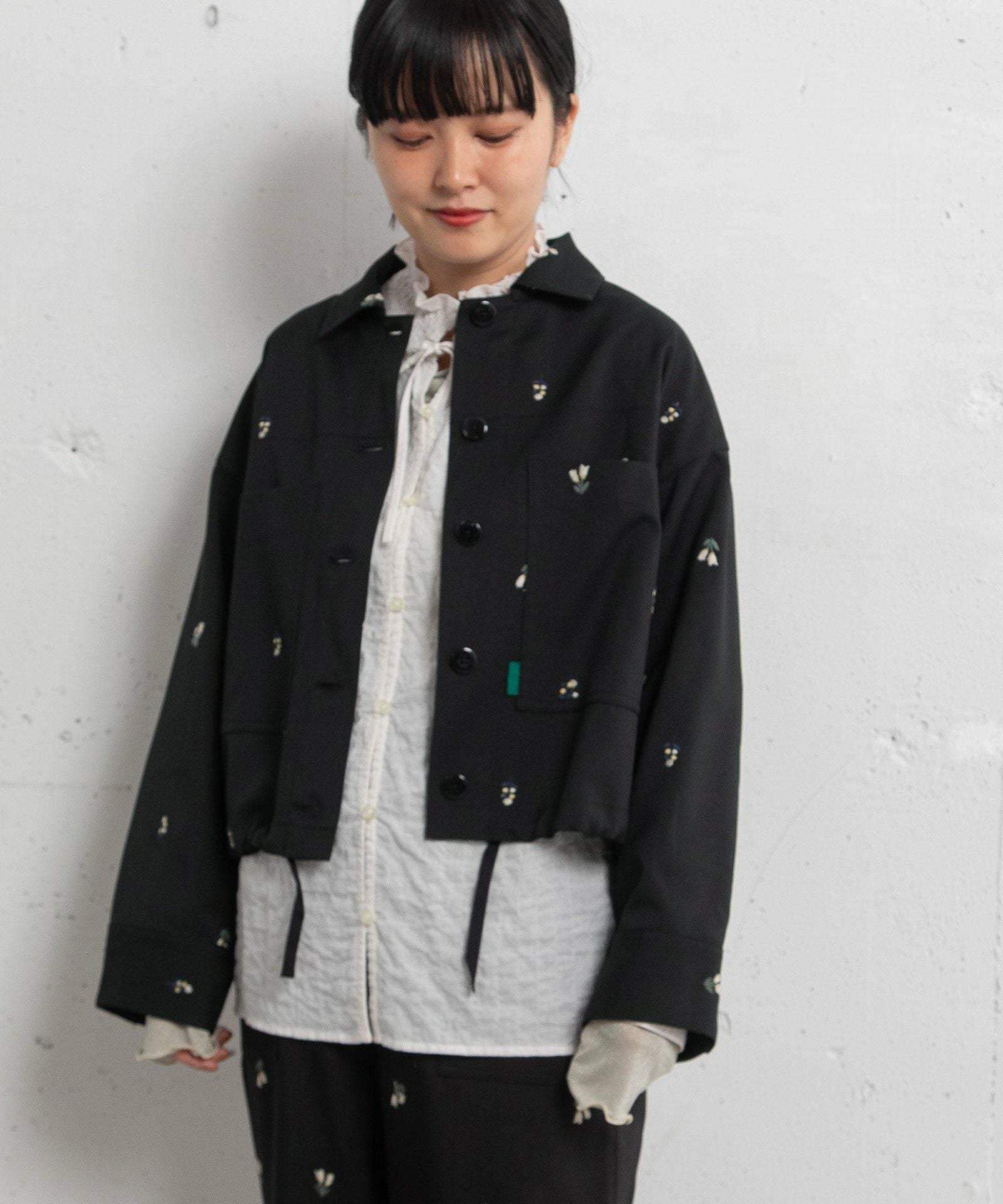 SPECIAL PRICE】フラワー刺繍パッチポケットジャケット | COO ONLINE
