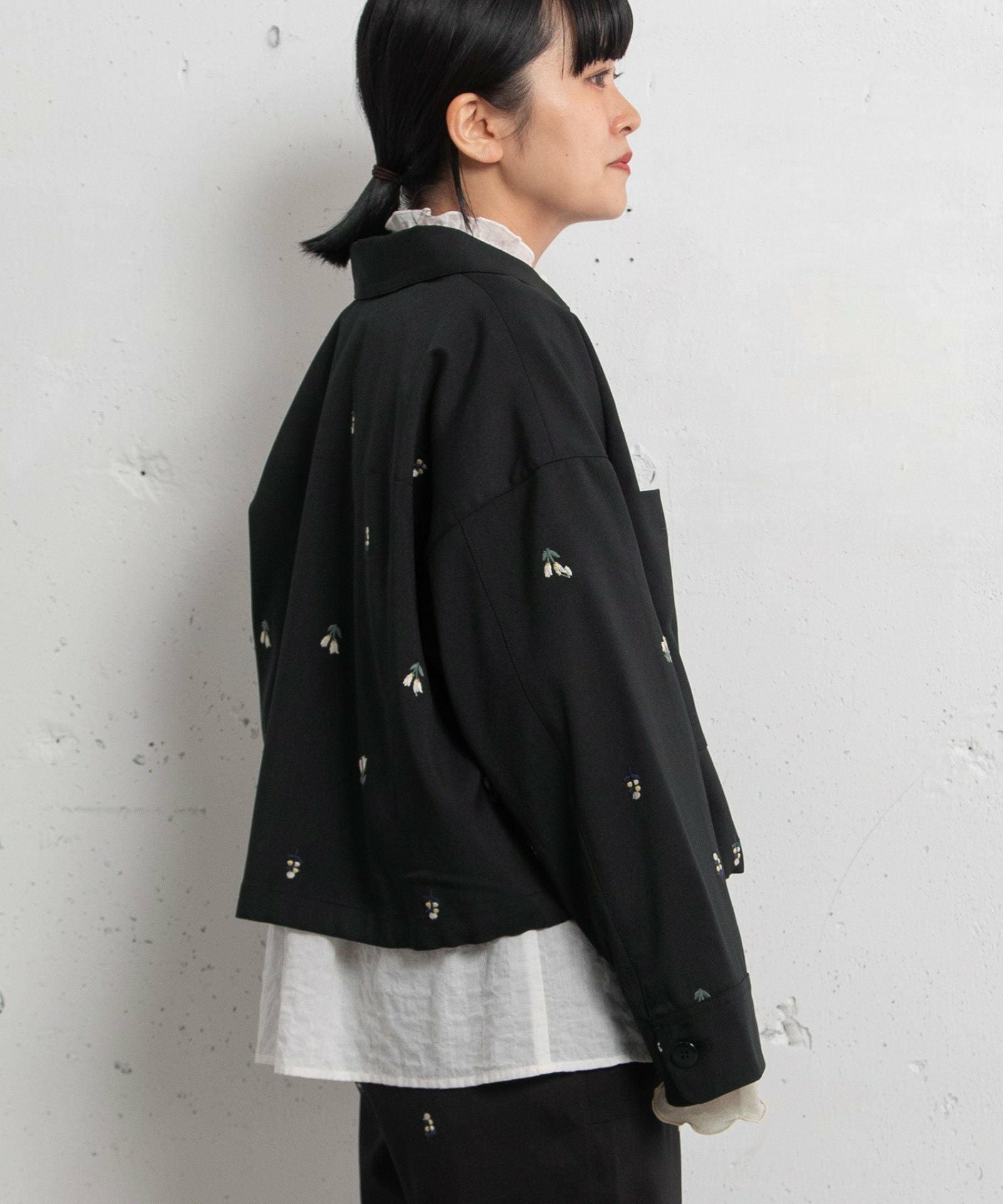 SUMMER SALE】フラワー刺繍パッチポケットジャケット | COO ONLINE