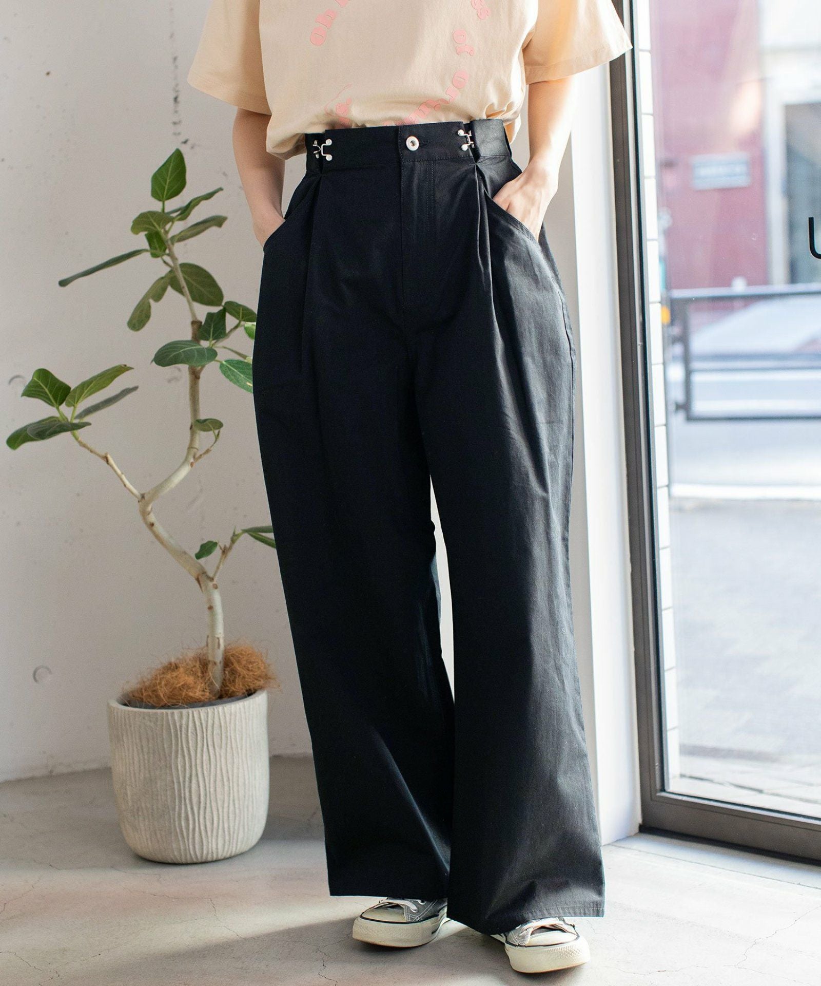 SUMMER SALE】セミワイドタックワイドパンツ | COO ONLINE
