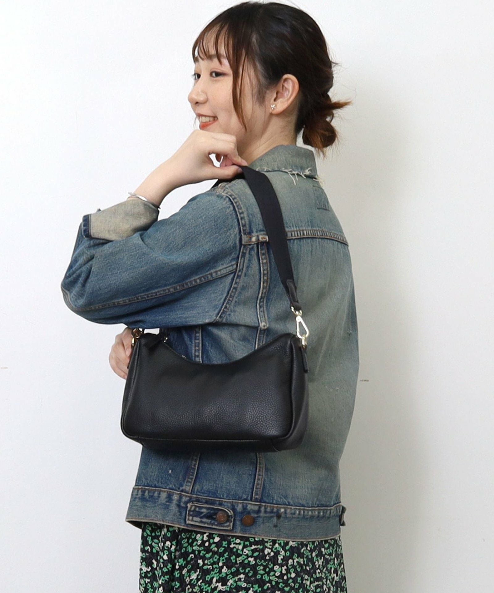シュリンクレザーダブルストラップ2WAYショルダーバッグ 本革FG