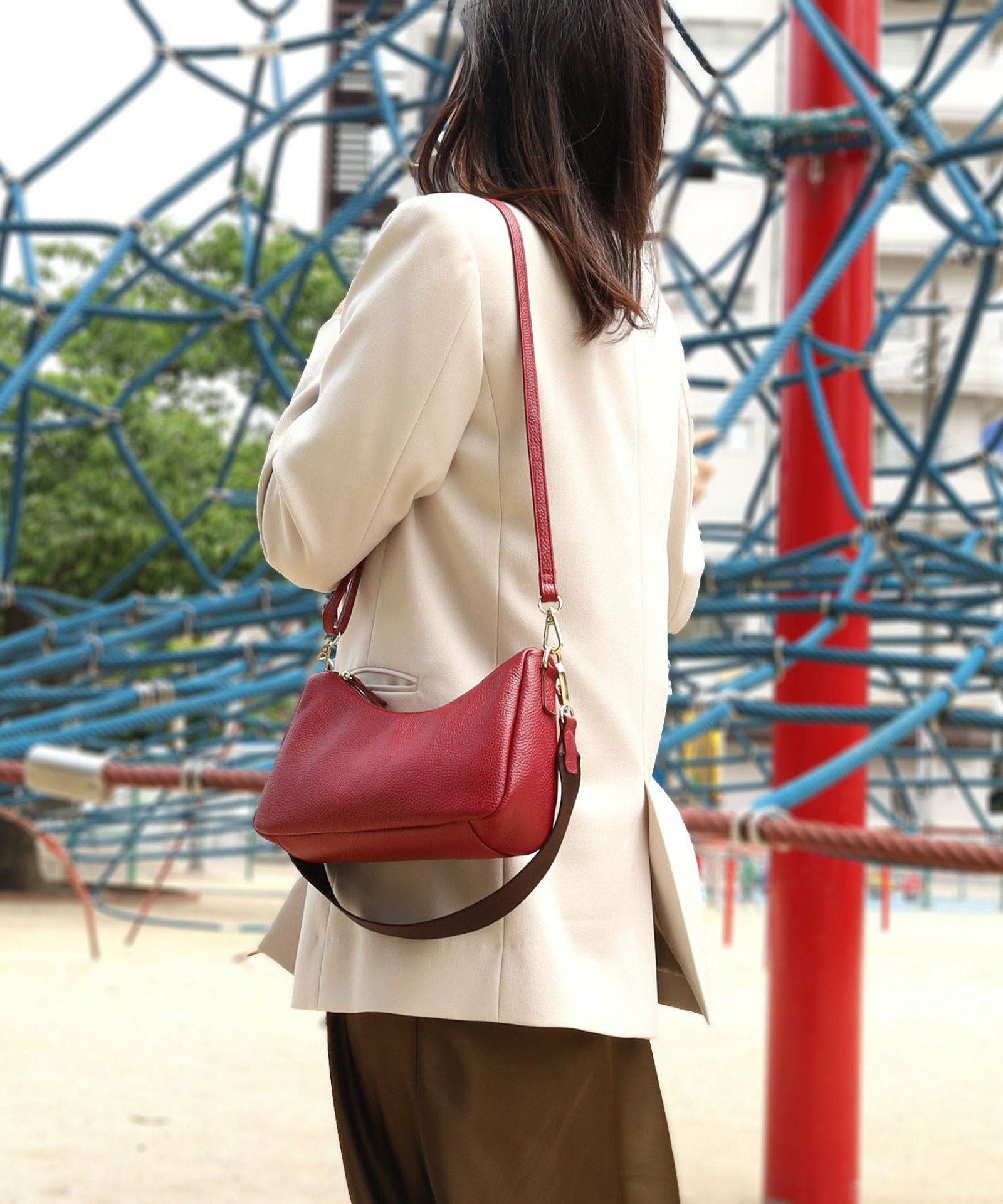 OUTLET SALE】 シュリンクレザーダブルストラップ2WAYショルダー