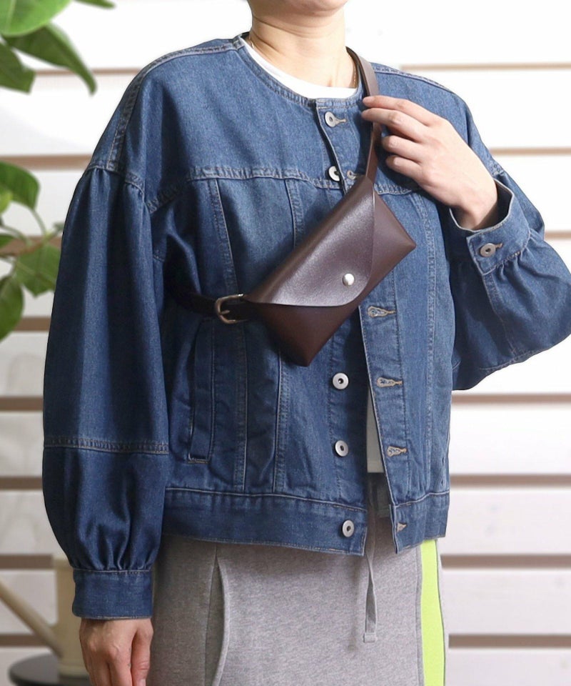 ダークブラウン