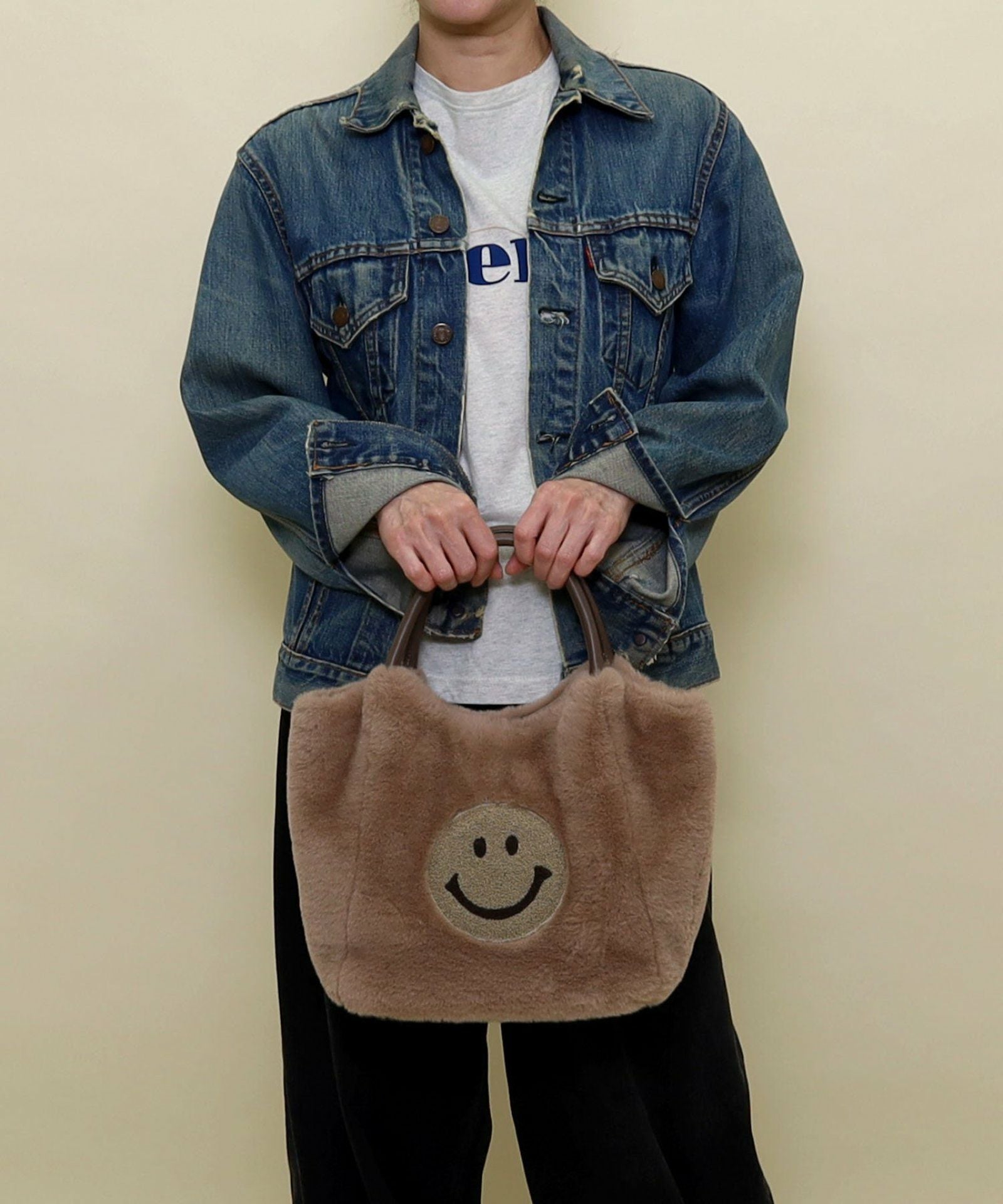 スーパーSALE】 半額 50%OFF SMILEY サガラ刺繍x無地エコファー