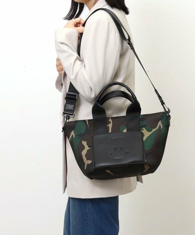 カモフラージュ