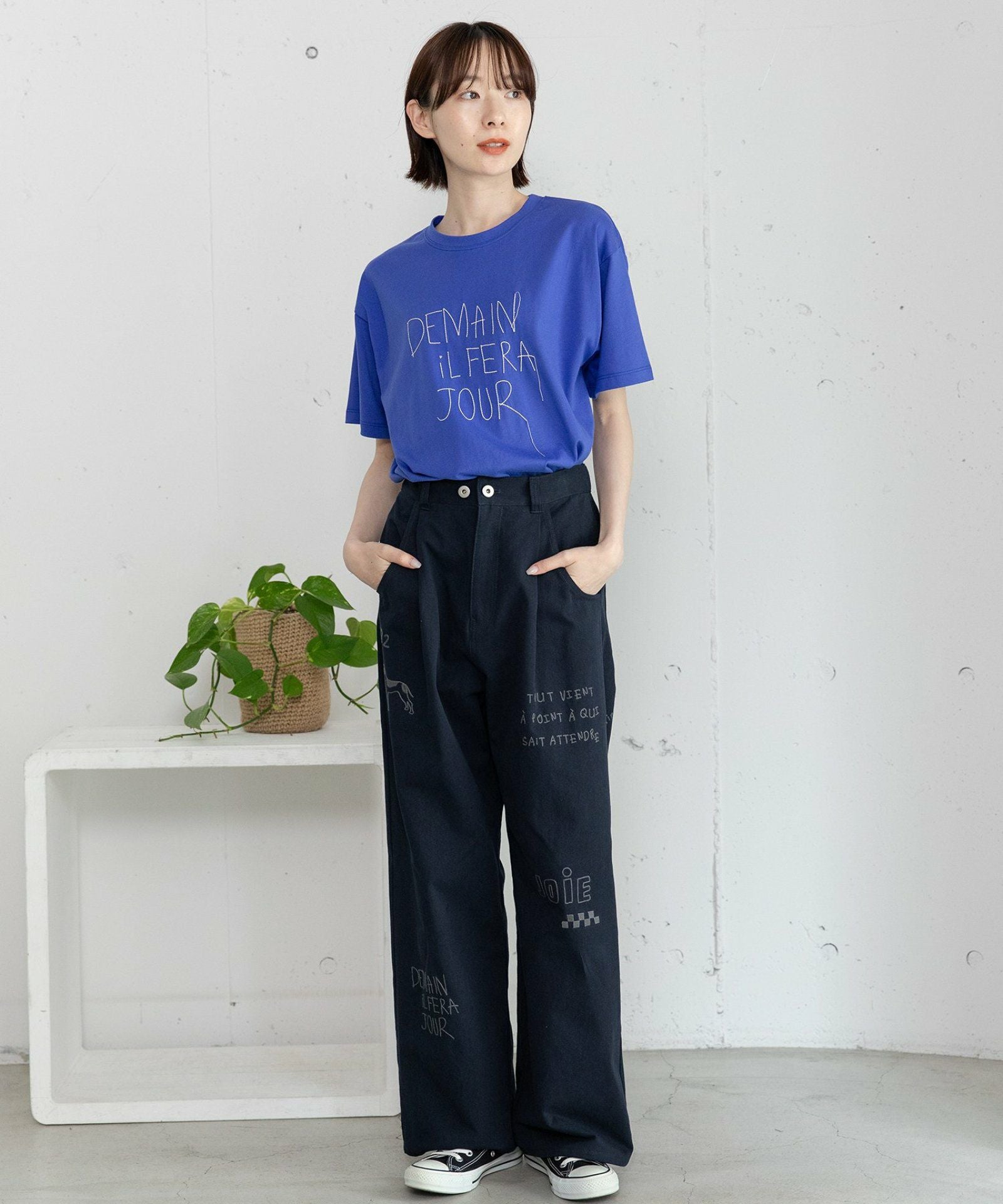 PRE SALE＞JOiEランダムロゴ刺繍パンツ | COO ONLINE