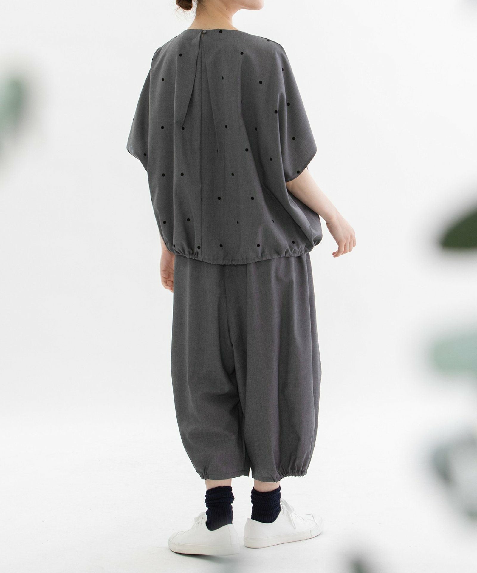 Pommeトロバルーン裾ゴムクロップドパンツ | COO ONLINE