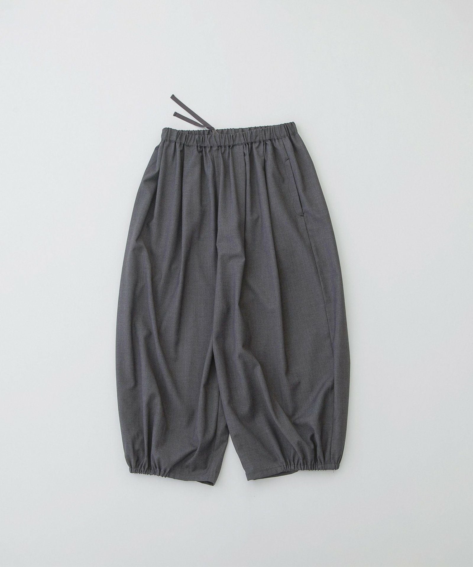 Pommeトロバルーン裾ゴムクロップドパンツ | COO ONLINE