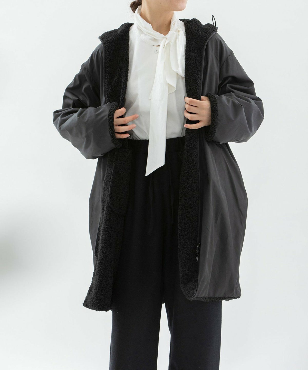 モデル身長：167cm(ウラ面：ナイロン)