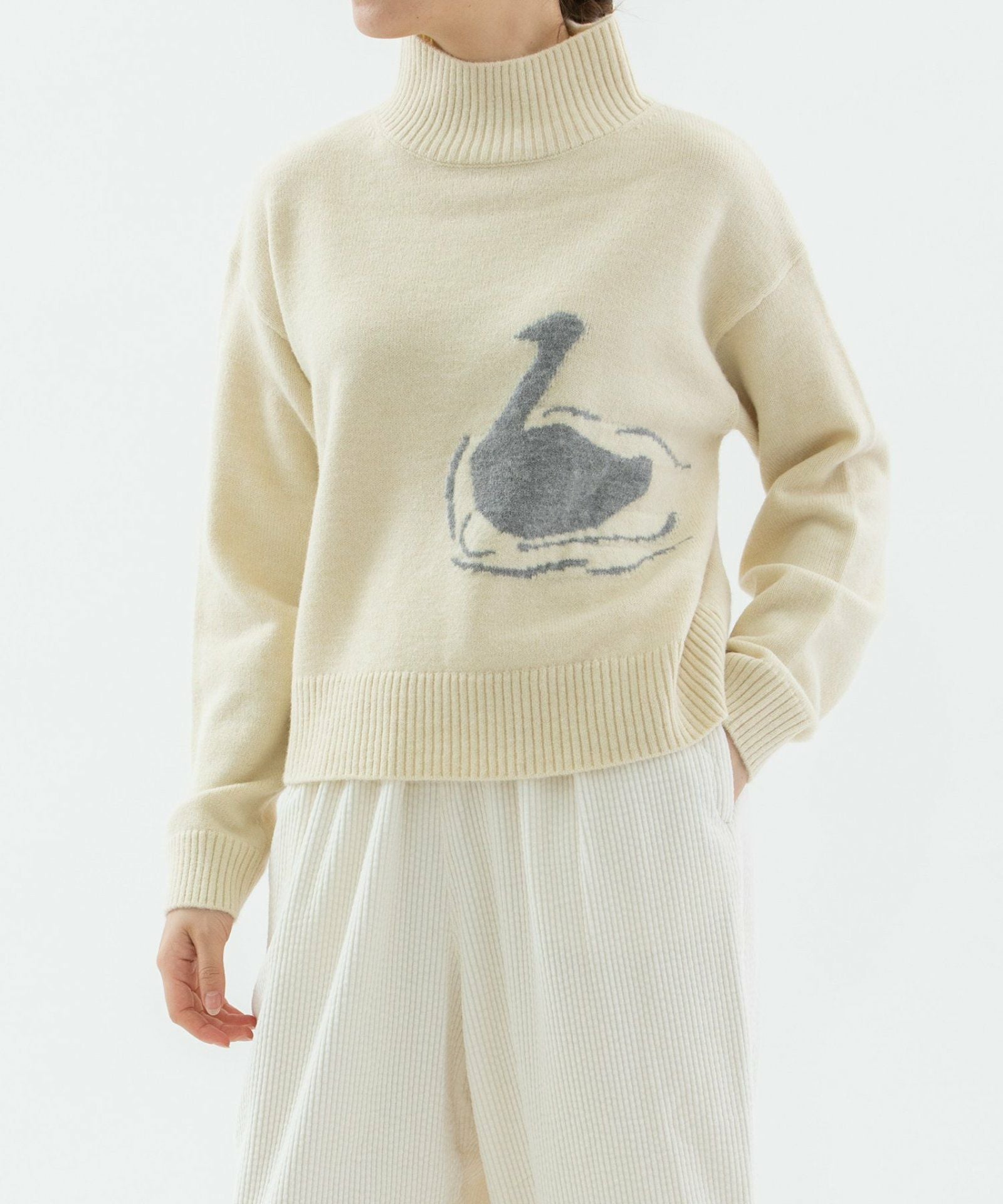 WINTER SALE】スワンインターシャハイネックセーター | COO ONLINE