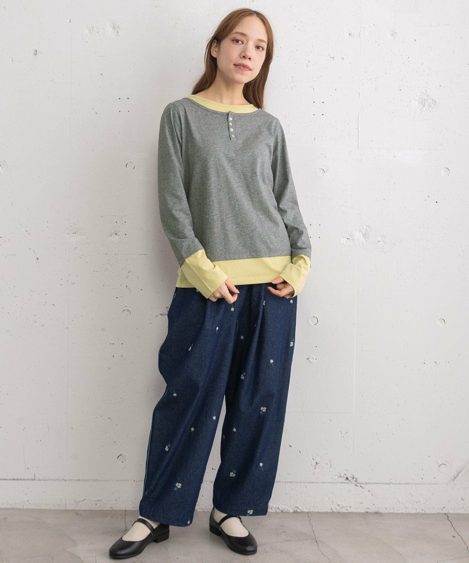 PRE SALE＞フラワー刺繍タックパンツ | COO ONLINE