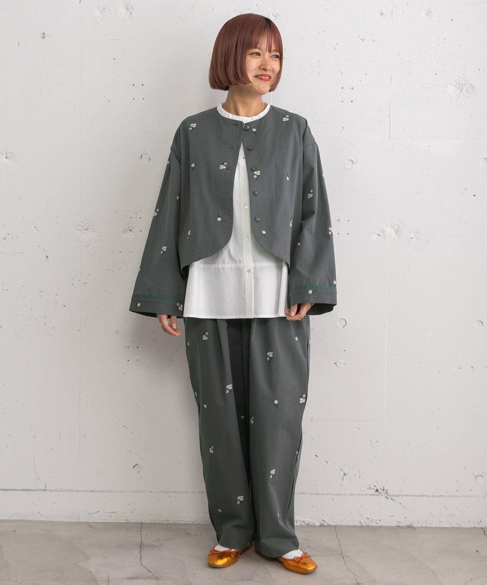 SUMMER SALE】フラワー刺繍クロップドジャケット | COO ONLINE