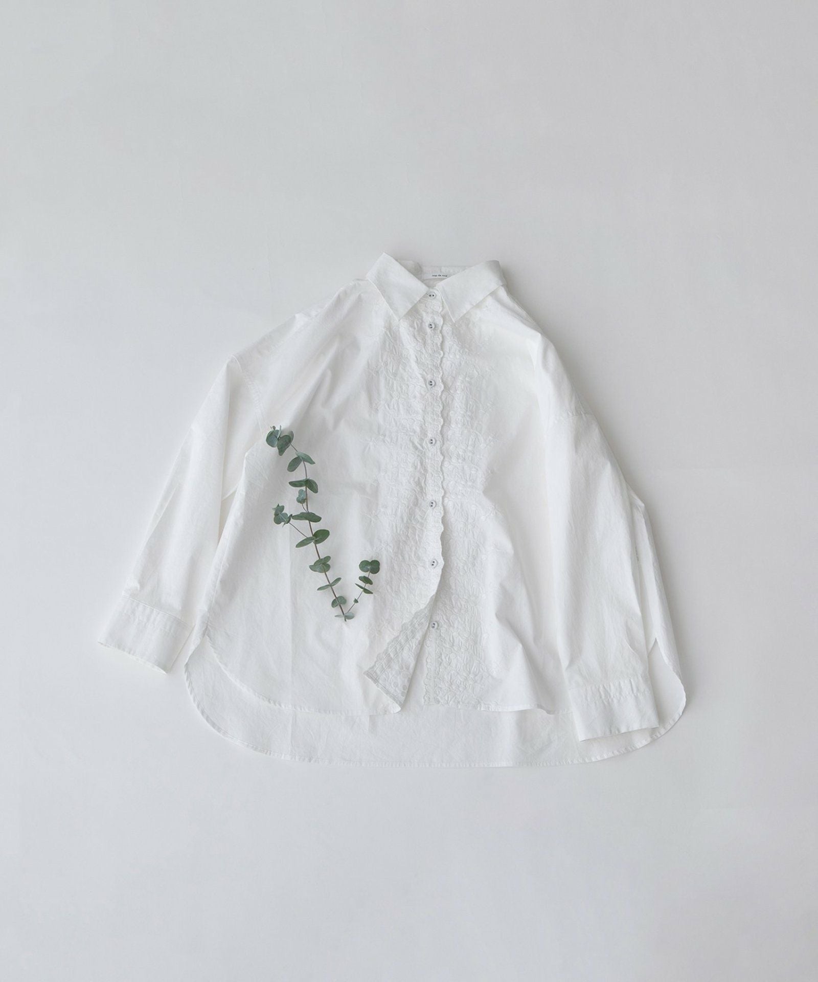 フロント刺繍オーバーサイズシャツ | COO ONLINE