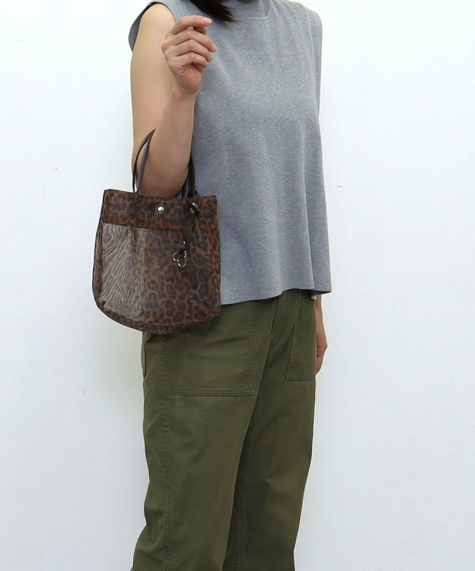 ☆SUMMER SALE☆ヒョウ柄メッシュツマミハンドル2WAYミニトート