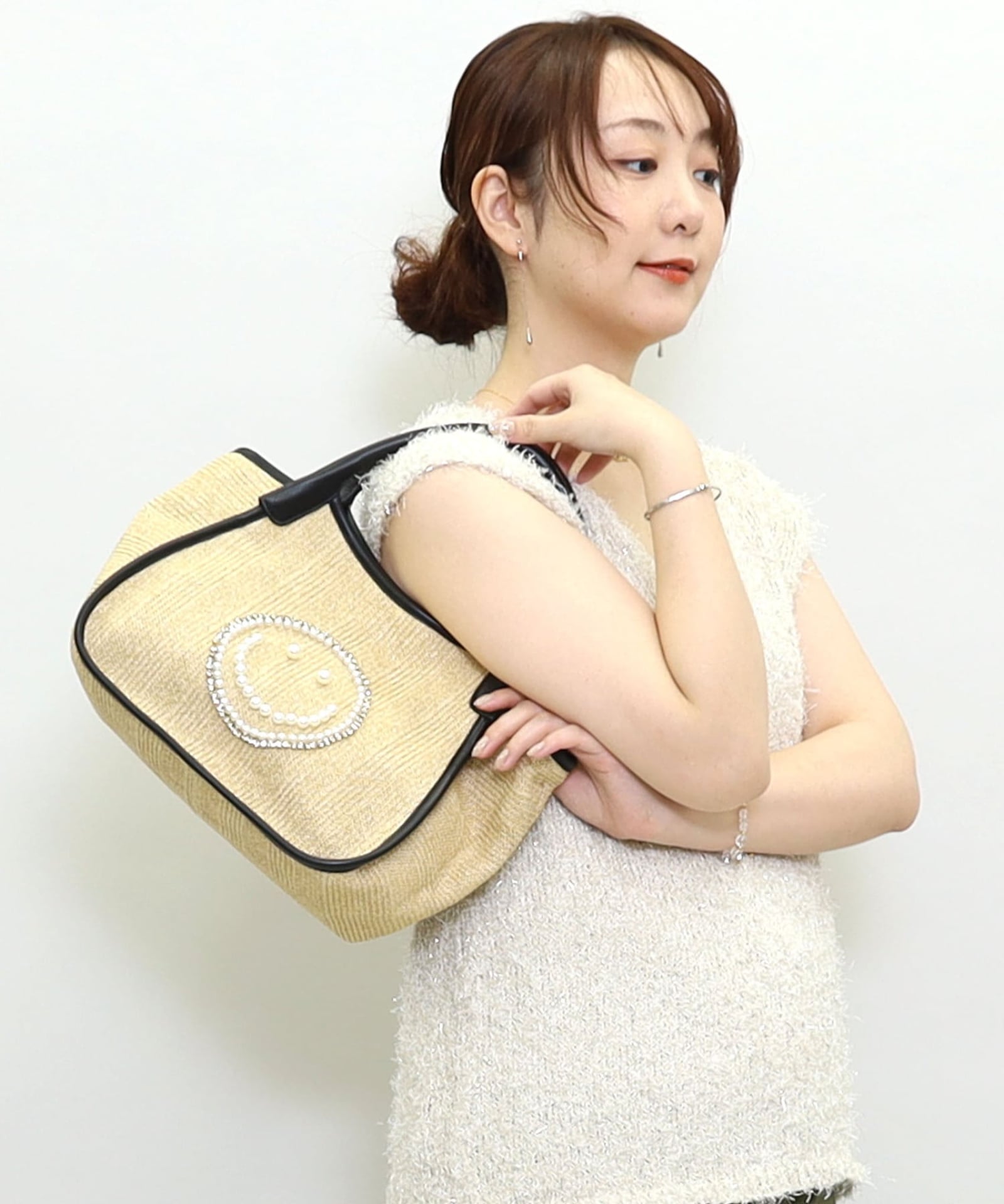 OUTLET SALE】 SMILEY パール刺繍シート2WAYトートバッグ