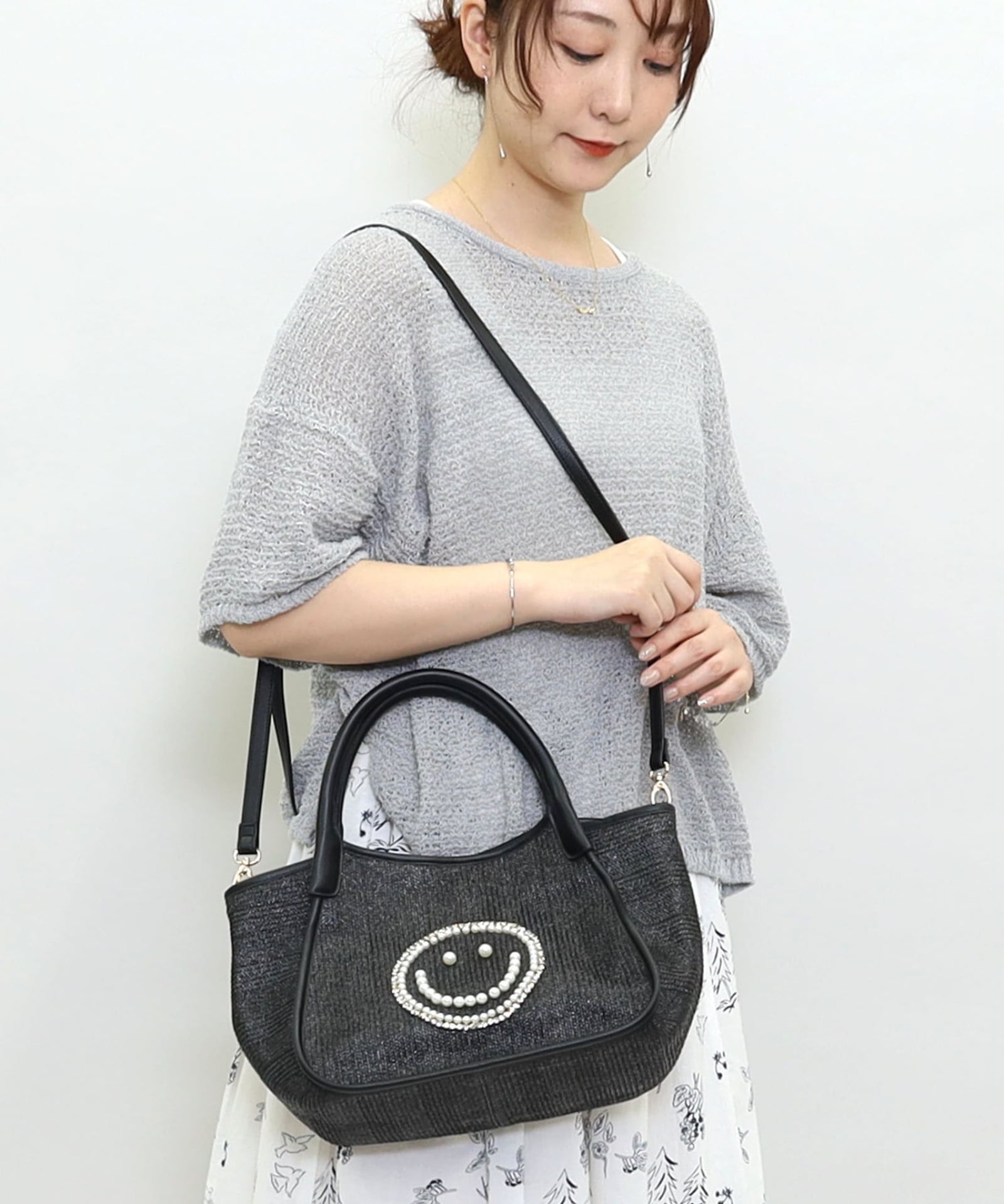 ☆SUMMER SALE☆SMILEY パール刺繍シート2WAYトートバッグ