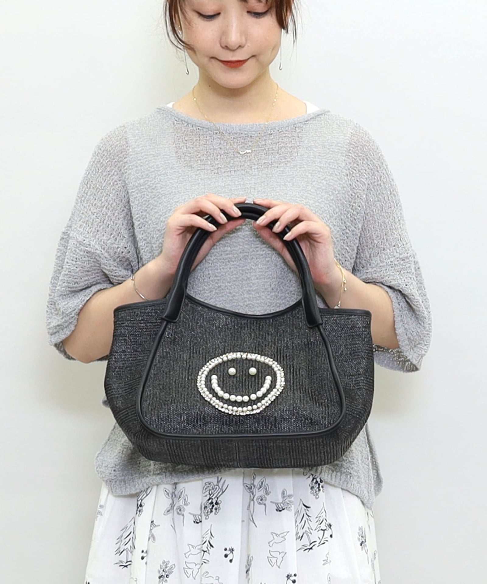 ☆40％OFF☆【FINAL SALE】 SMILEY パール刺繍シート2WAY
