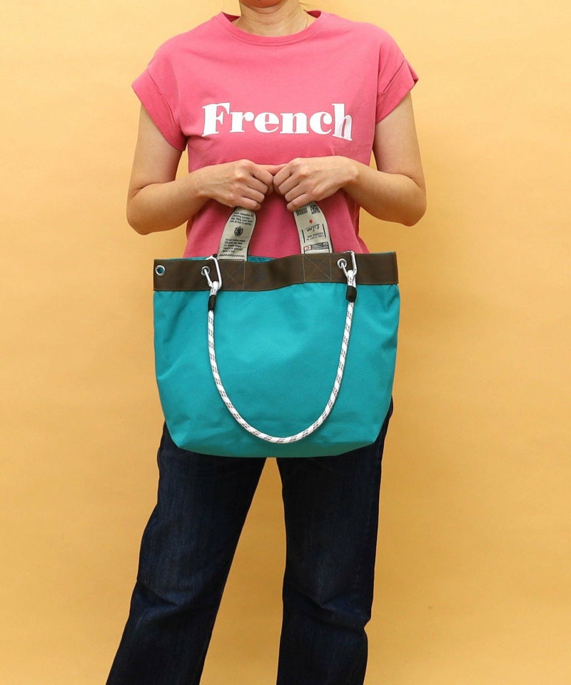 ブルーグリーン