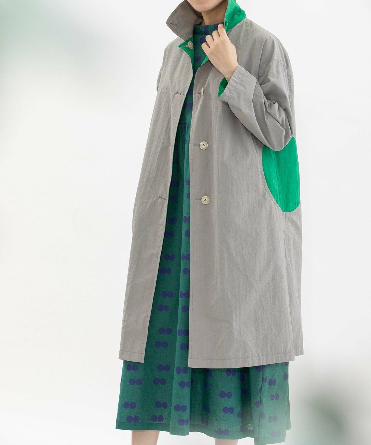 モデル身長：167cm（ライトグレー：オモテ面）